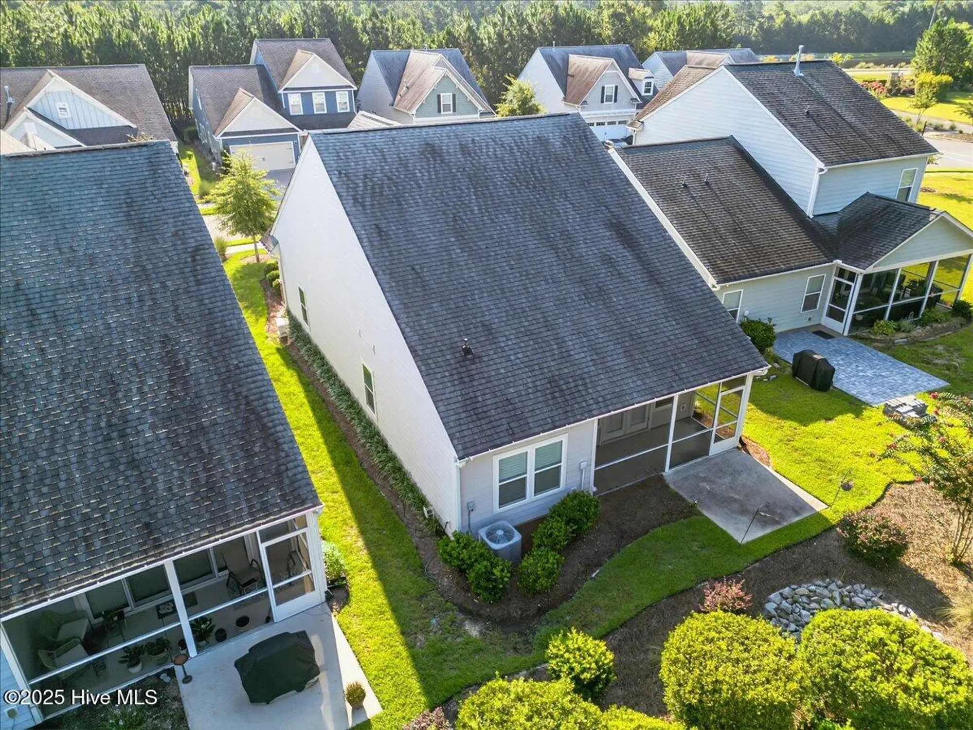 Property Slideshow image 4 of 55 | 7075 muskerry way, Leland, NC, 28451