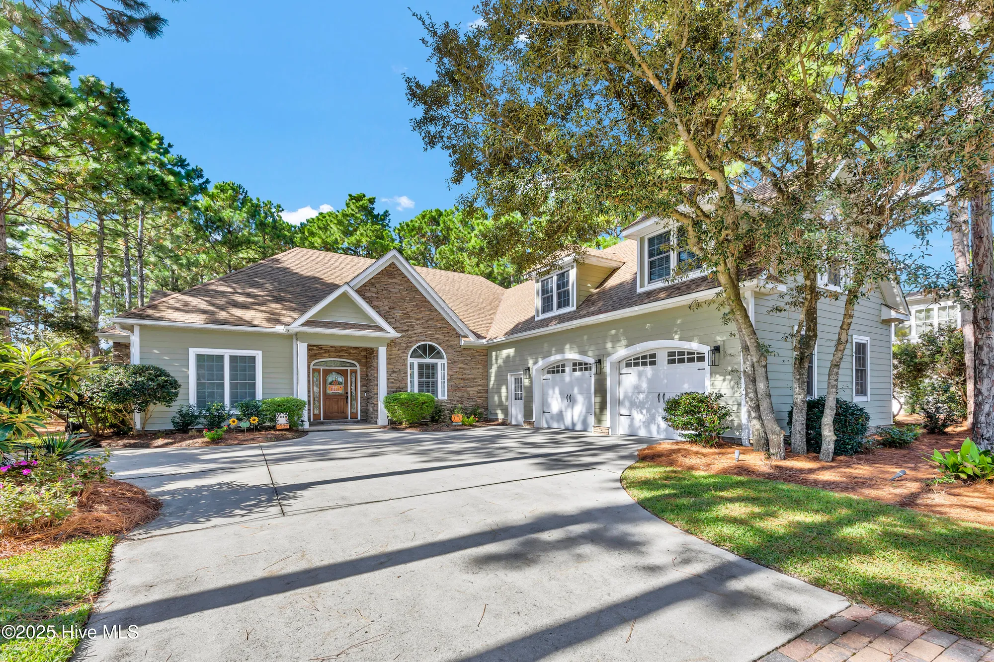 Property Slideshow image 2 of 97 | 3807 ridge crest dr, Southport, NC, 28461