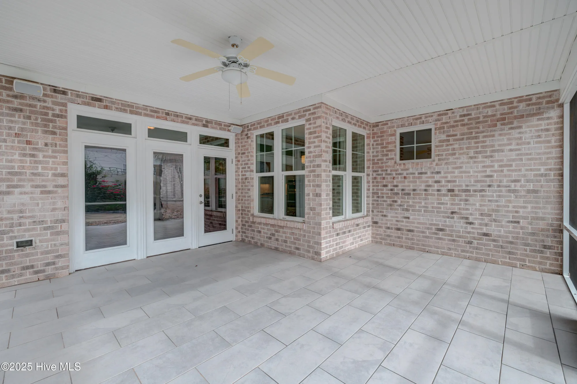 Property Slideshow image 29 of 34 | 9034 mango bay ct, Leland, NC, 28451