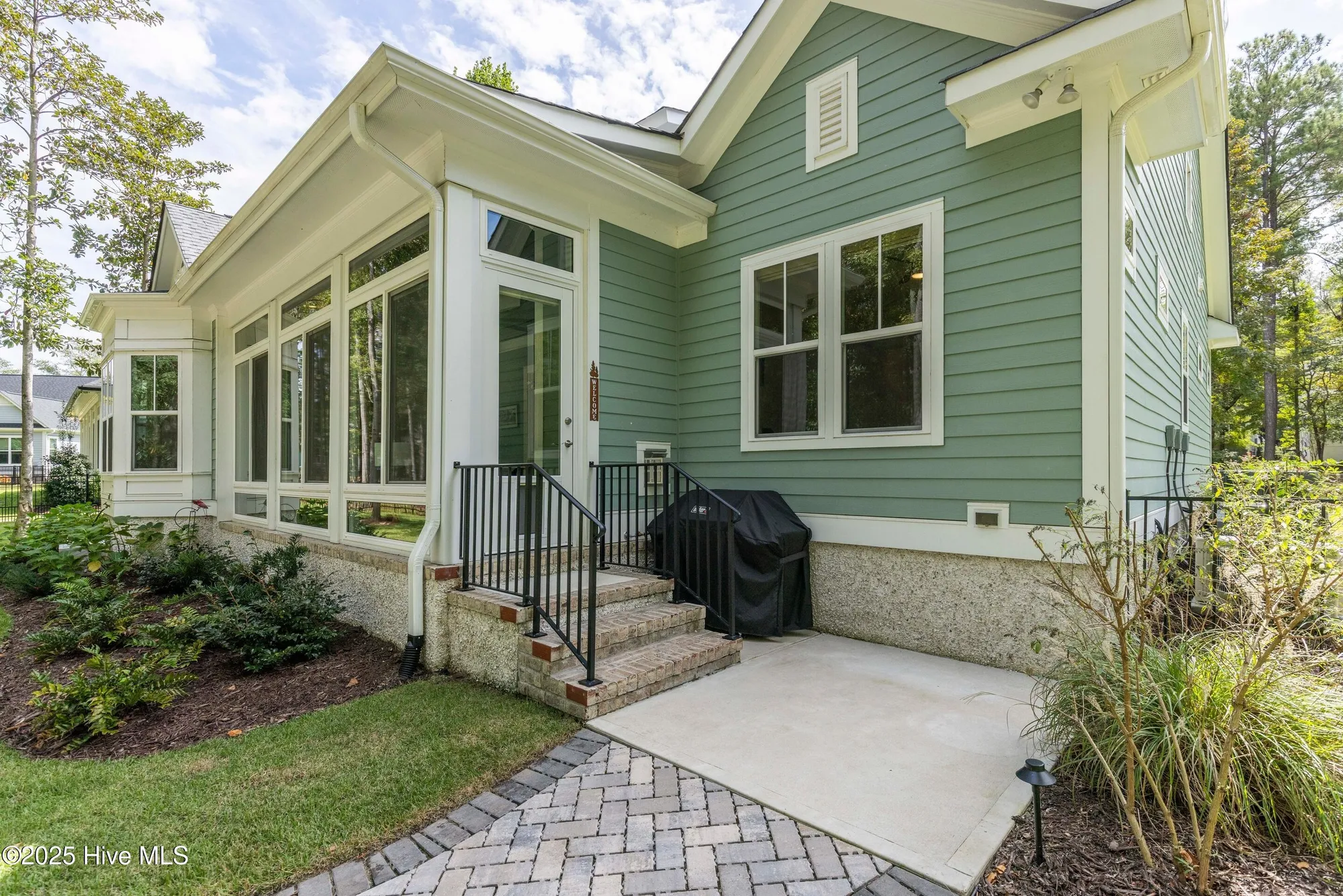 Property Slideshow image 7 of 102 | 157 kerr landing dr, Castle Hayne, NC, 28429