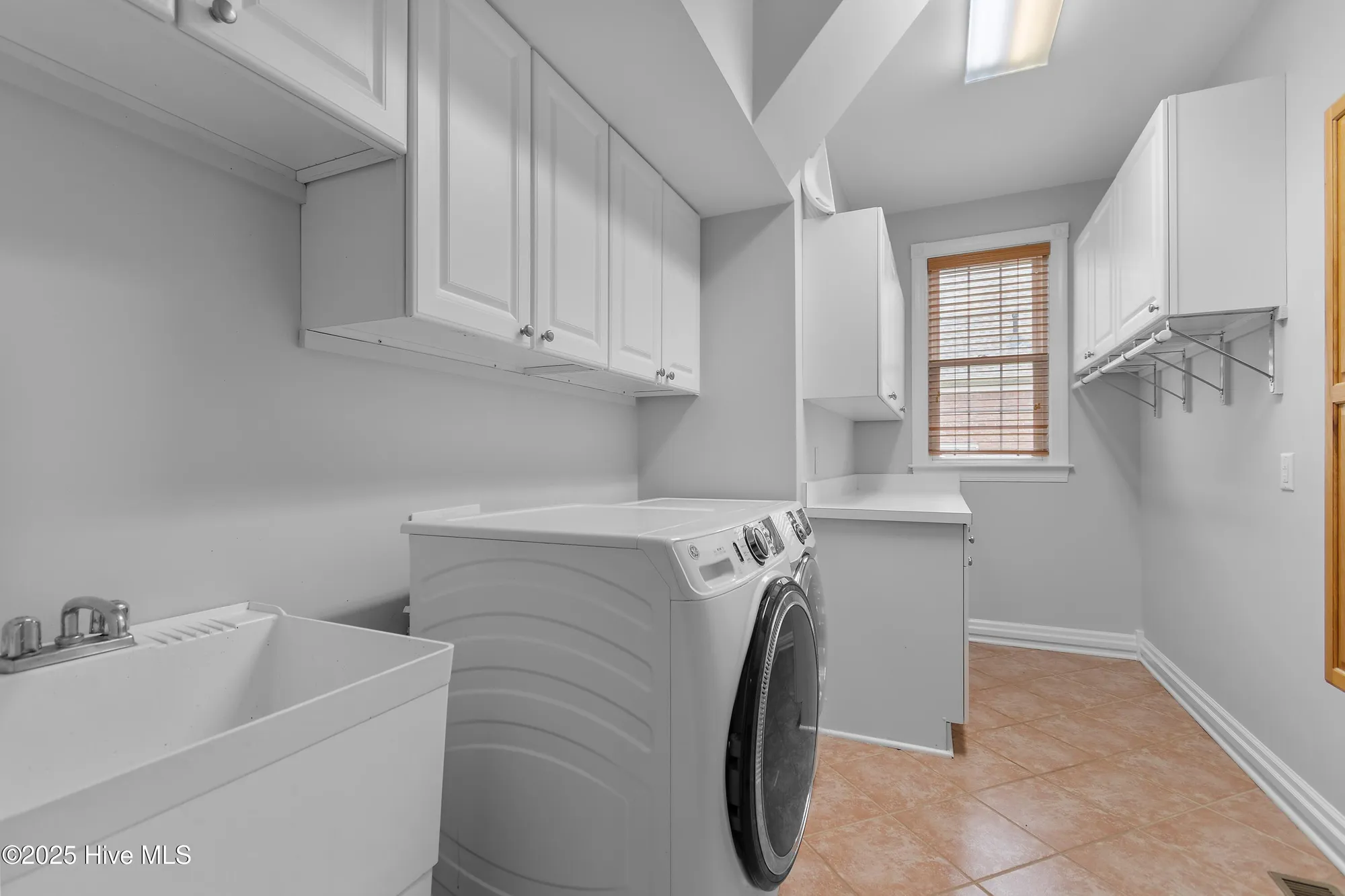 Property Slideshow image 42 of 71 | 2919 trailwood dr, Southport, NC, 28461