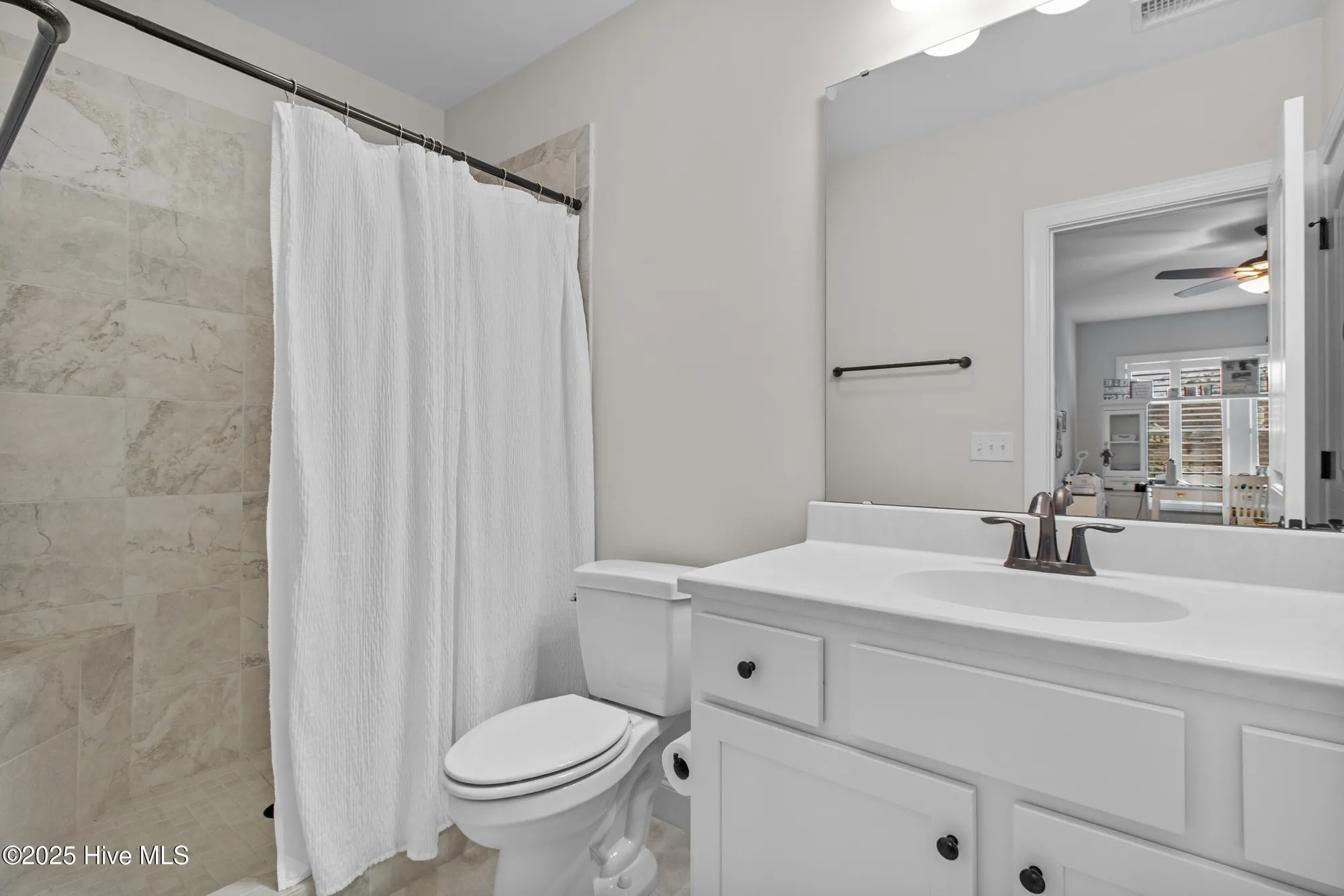 Property Slideshow image 28 of 54 | 4155 buckingham ct, Southport, NC, 28461