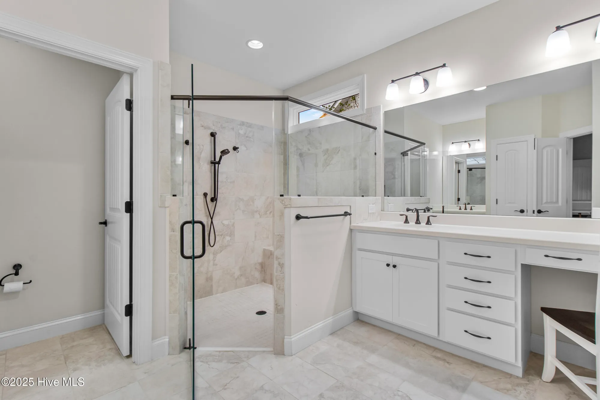 Property Slideshow image 22 of 54 | 4155 buckingham ct, Southport, NC, 28461