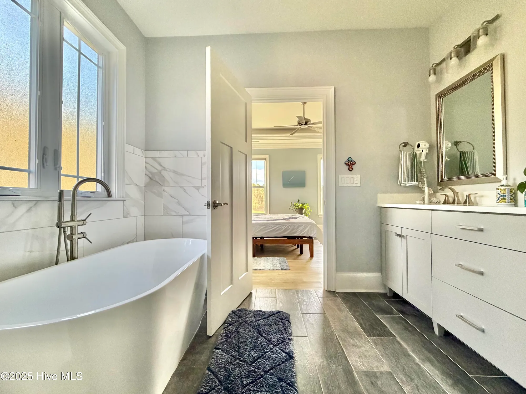 Property Slideshow image 13 of 23 | 6575 summerfield pl, Ocean Isle Beach, NC, 28469