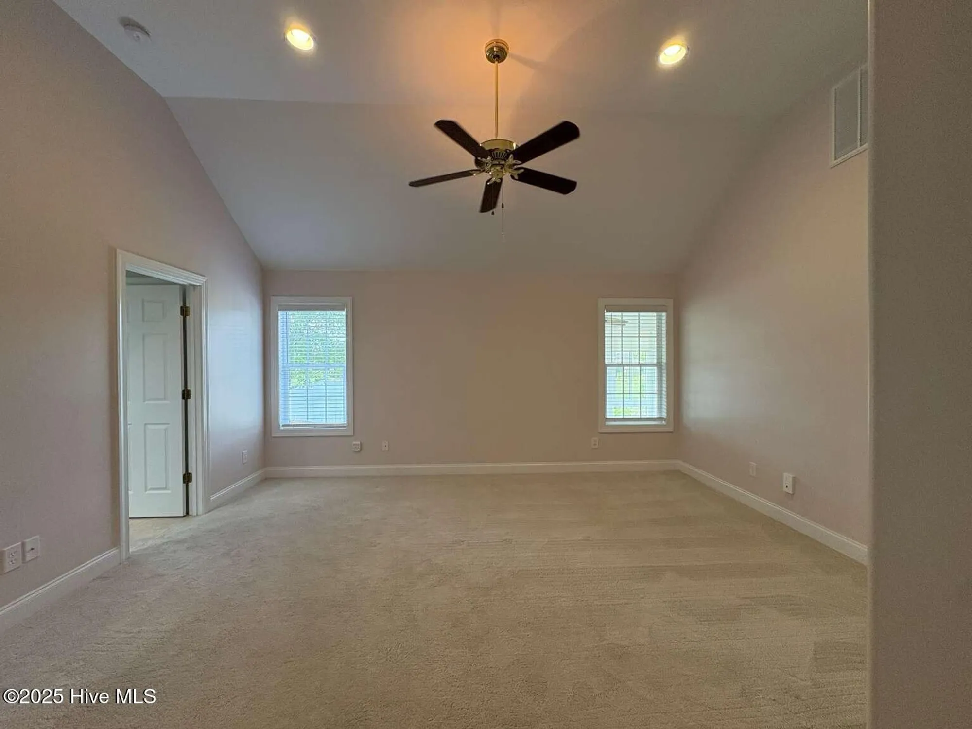 Property Slideshow image 16 of 27 | 1105 charlton way, Leland, NC, 28451