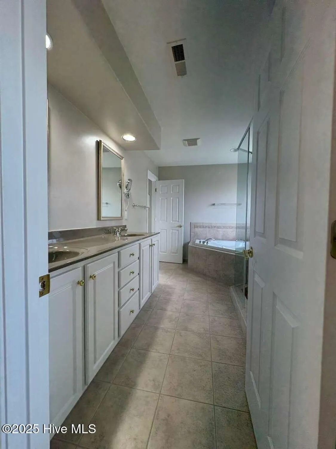 Property Slideshow image 17 of 27 | 1105 charlton way, Leland, NC, 28451