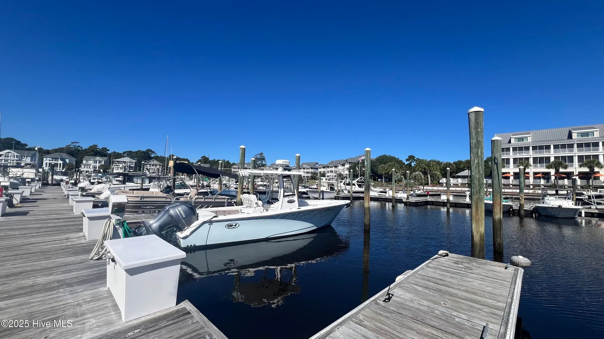 Property Slideshow image 3 of 20 | 2571 st james dr, Southport, NC, 28461