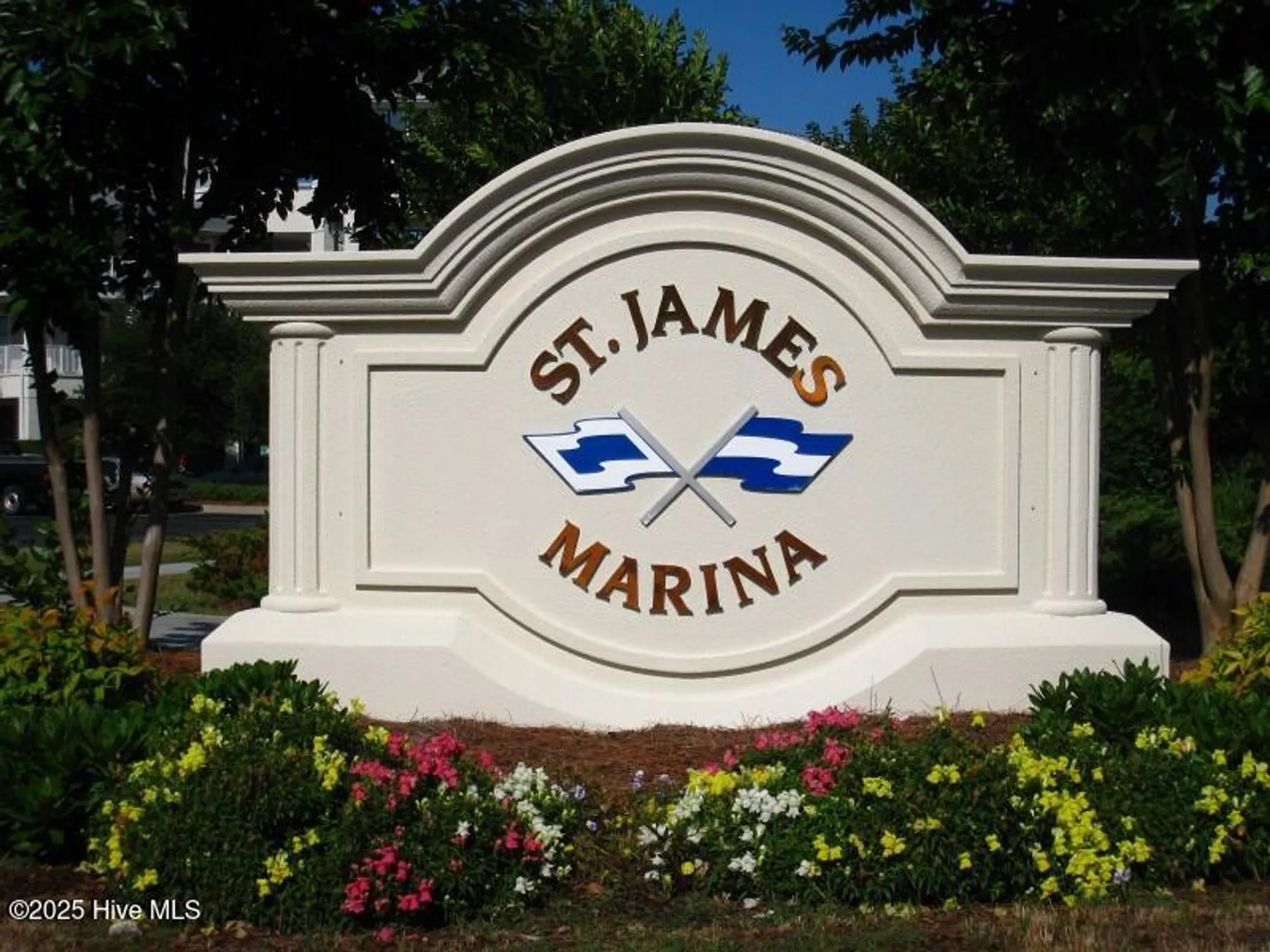 Property Slideshow image 12 of 20 | 2571 st james dr, Southport, NC, 28461