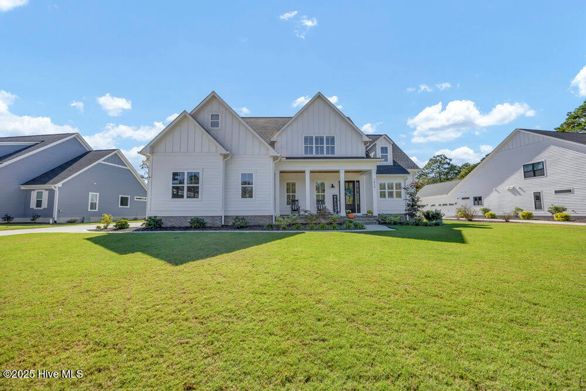 Property Slideshow image 1 of 59 | 3829 bay colony ln, Leland, NC, 28451