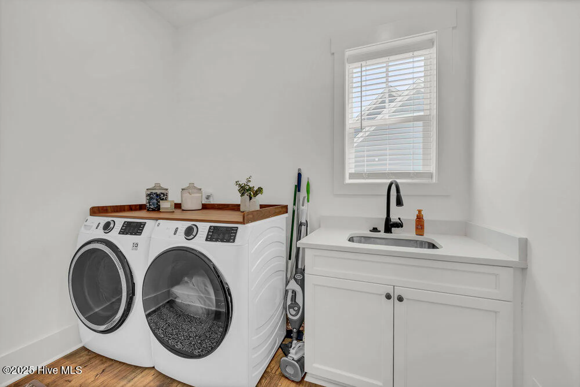 Property Slideshow image 13 of 59 | 3829 bay colony ln, Leland, NC, 28451