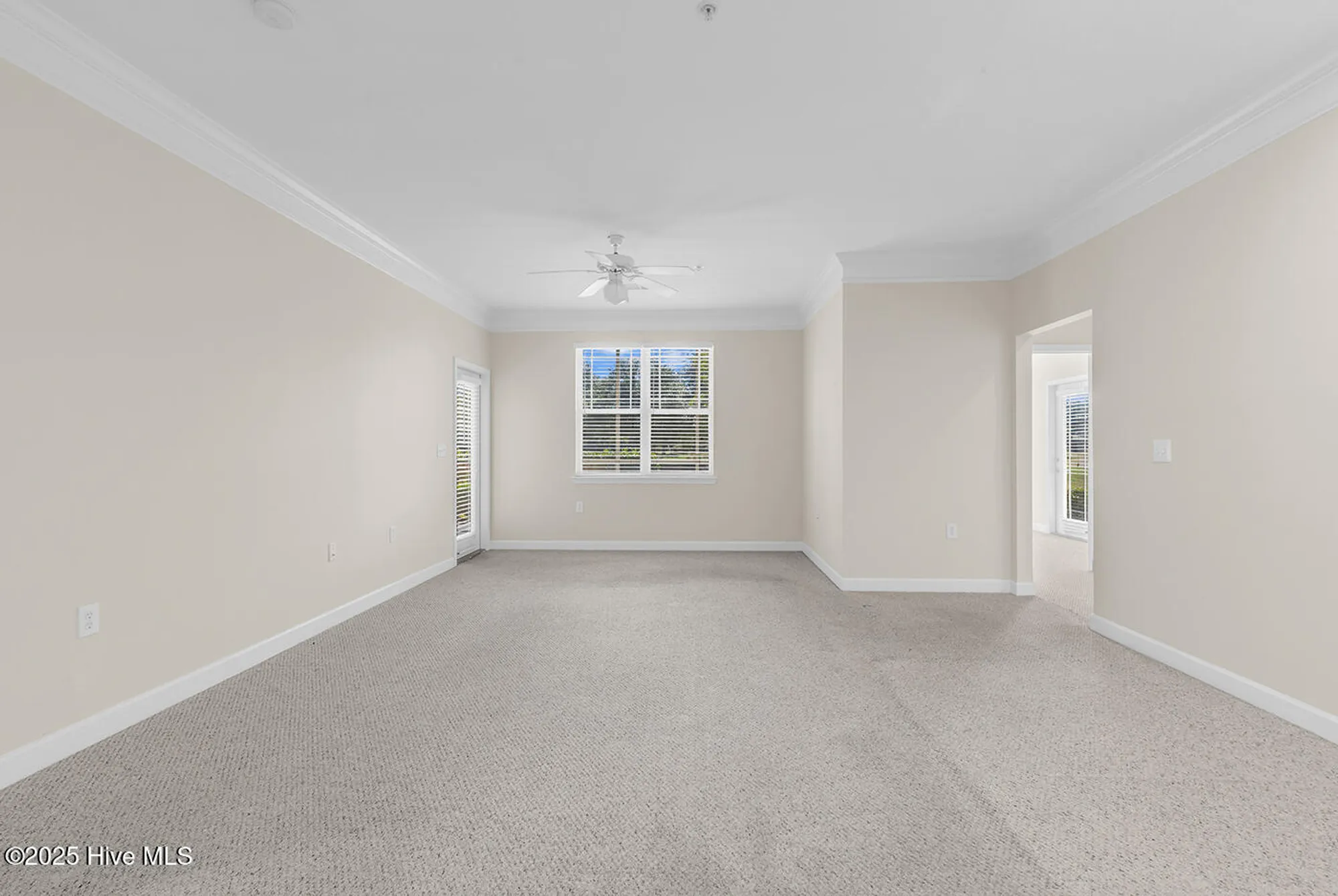 Property Slideshow image 6 of 30 | 395 s crow creek dr 1304, Calabash, NC, 28467