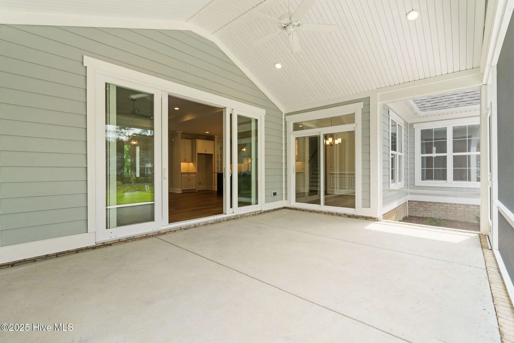 Property Slideshow image 8 of 57 | 9173 fallen pear ln ne, Leland, NC, 28451