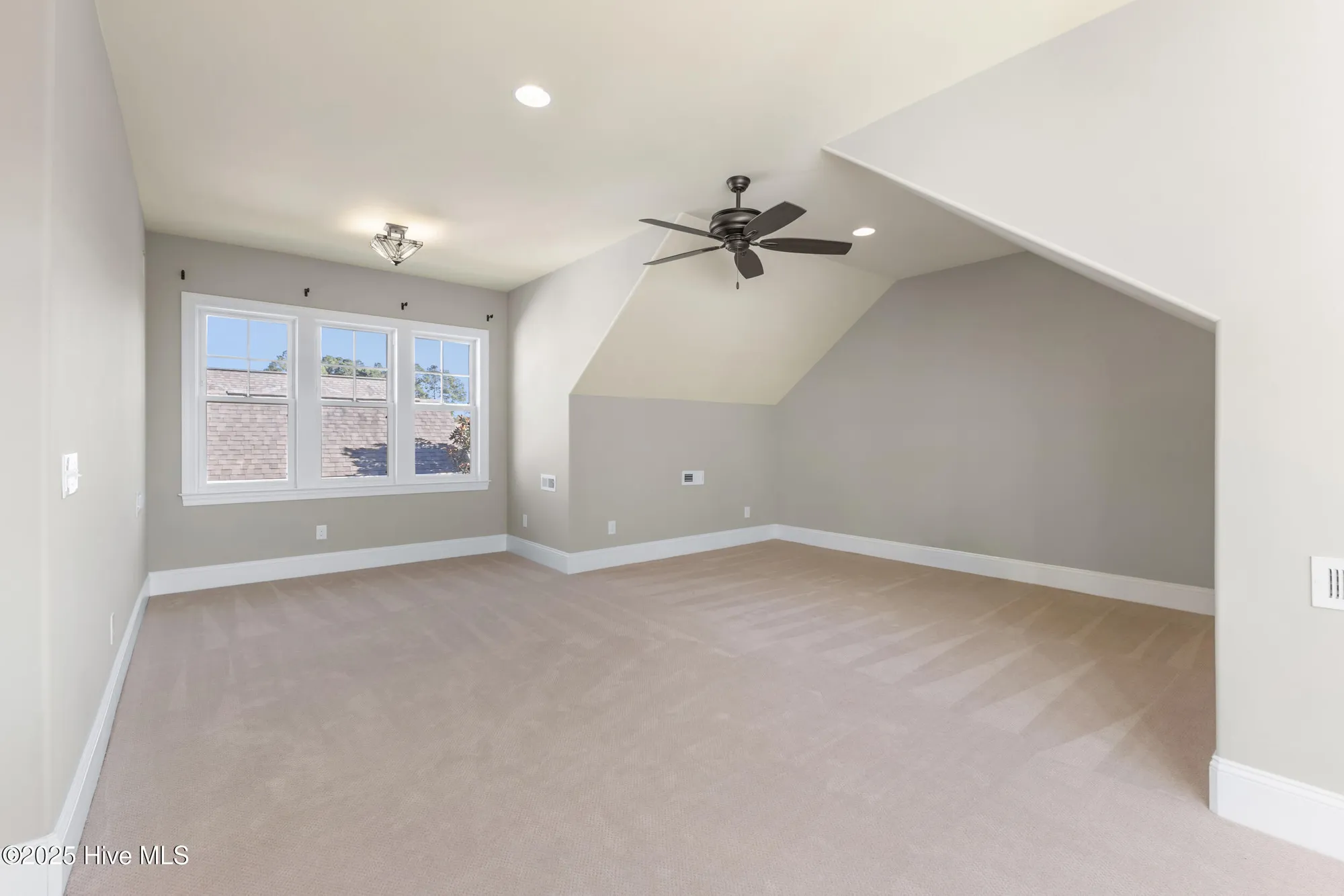 Property Slideshow image 38 of 63 | 5029 stoney point dr, Leland, NC, 28451