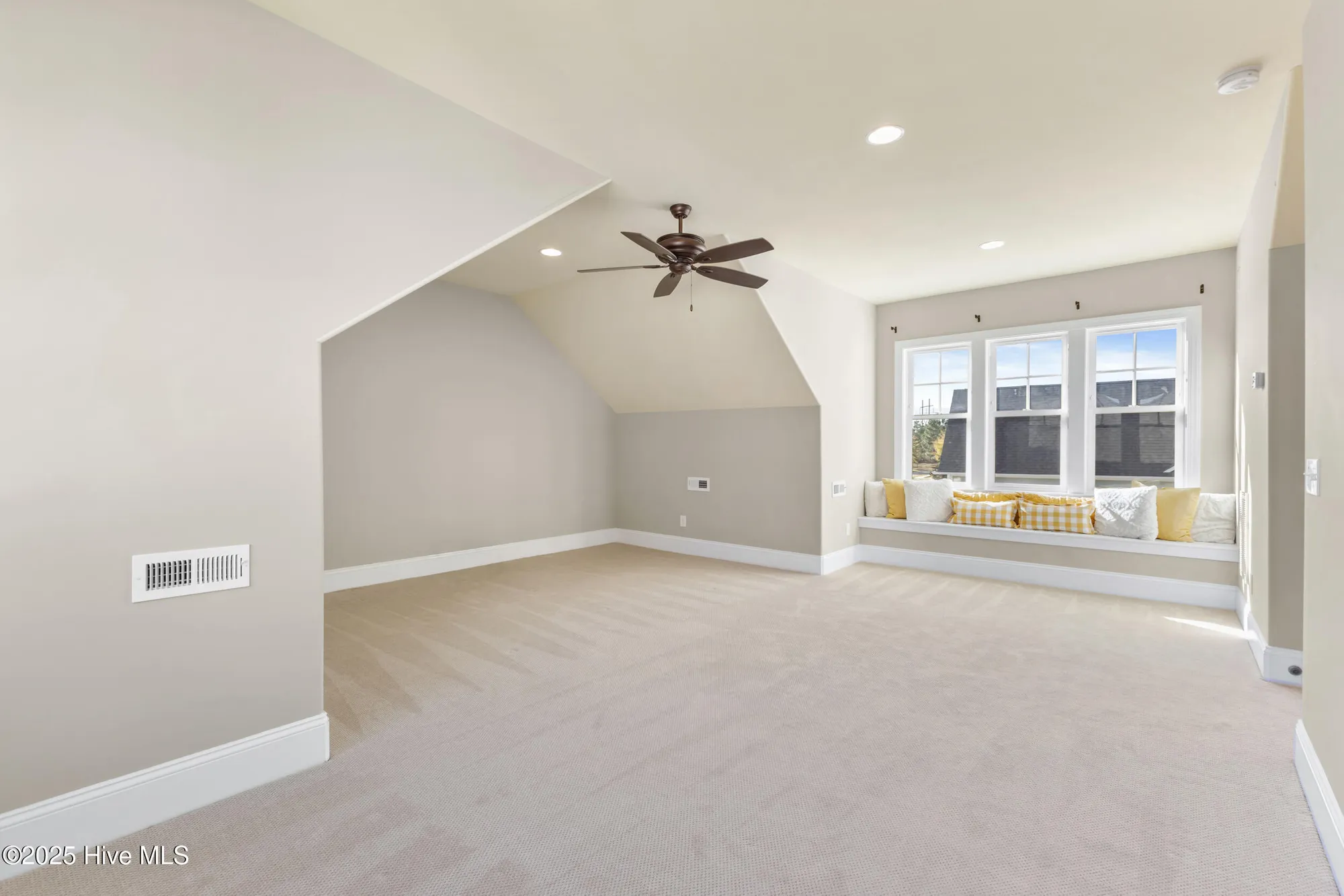 Property Slideshow image 39 of 63 | 5029 stoney point dr, Leland, NC, 28451