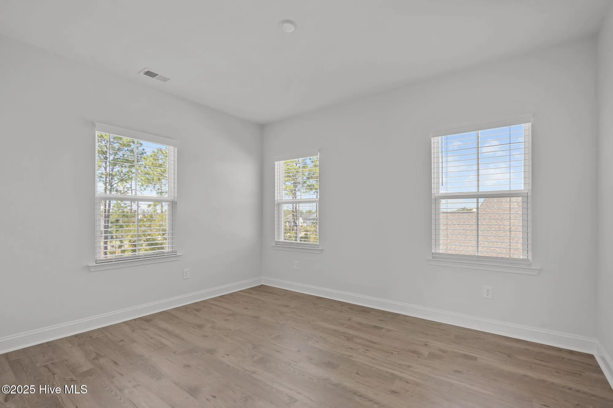 Property Slideshow image 26 of 56 | 1212 trisail ter, Wilmington, NC, 28412