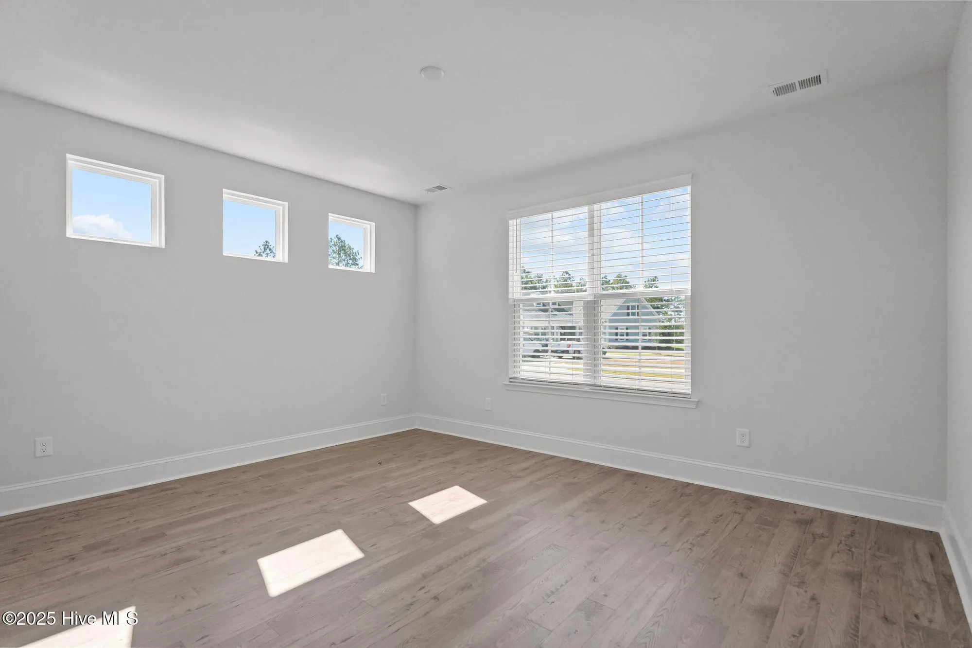 Property Slideshow image 20 of 56 | 1212 trisail ter, Wilmington, NC, 28412