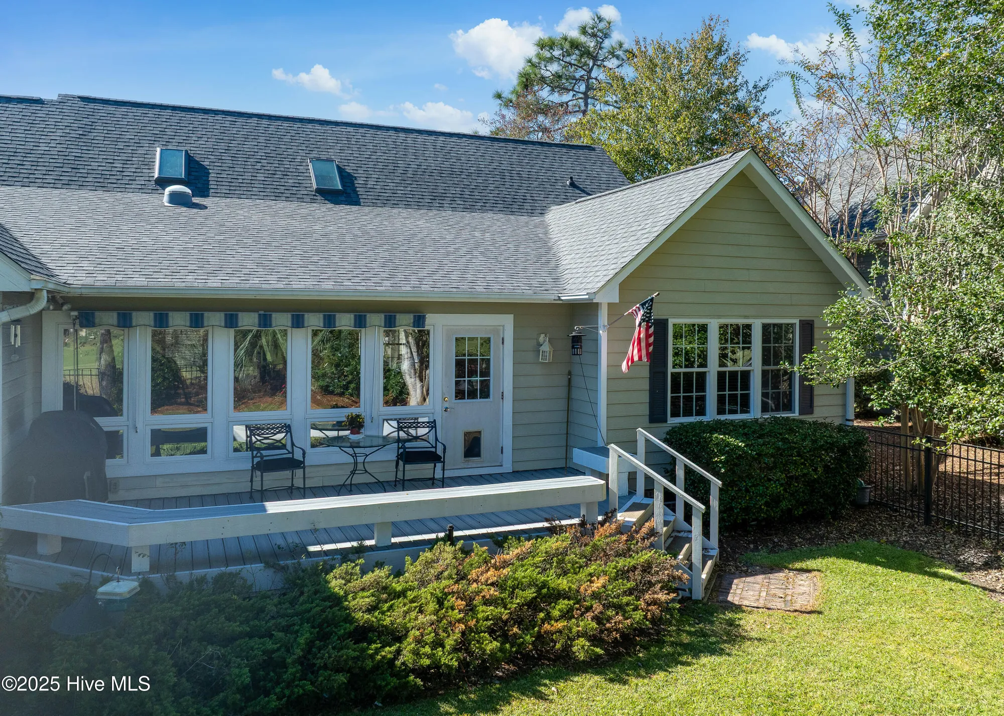 Property Slideshow image 43 of 47 | 3620 w medinah ave, Southport, NC, 28461