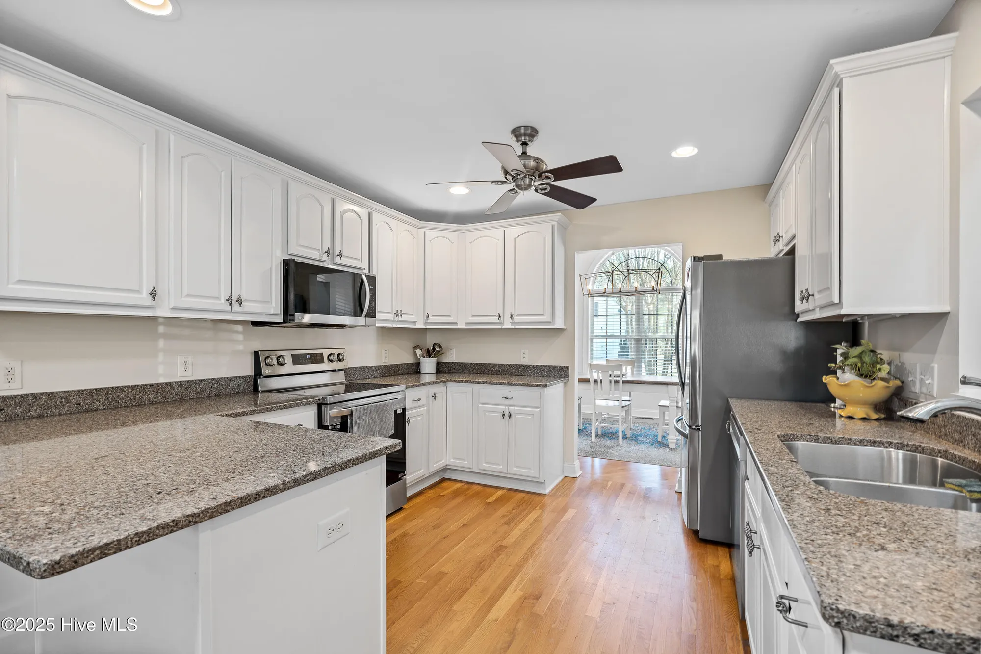 Property Slideshow image 19 of 47 | 3620 w medinah ave, Southport, NC, 28461