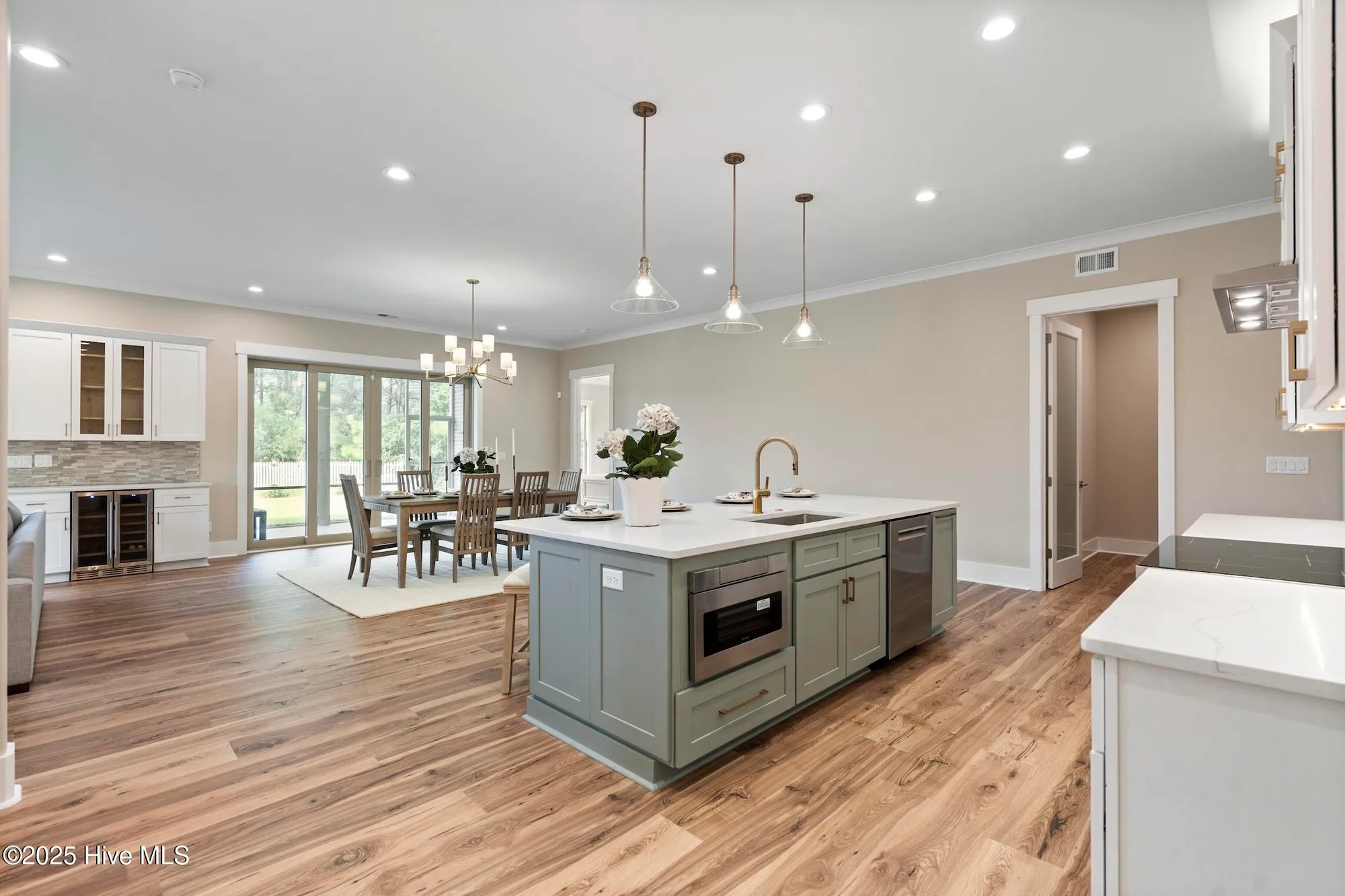 Property Slideshow image 11 of 44 | 6452 castlebrook way, Ocean Isle Beach, NC, 28469