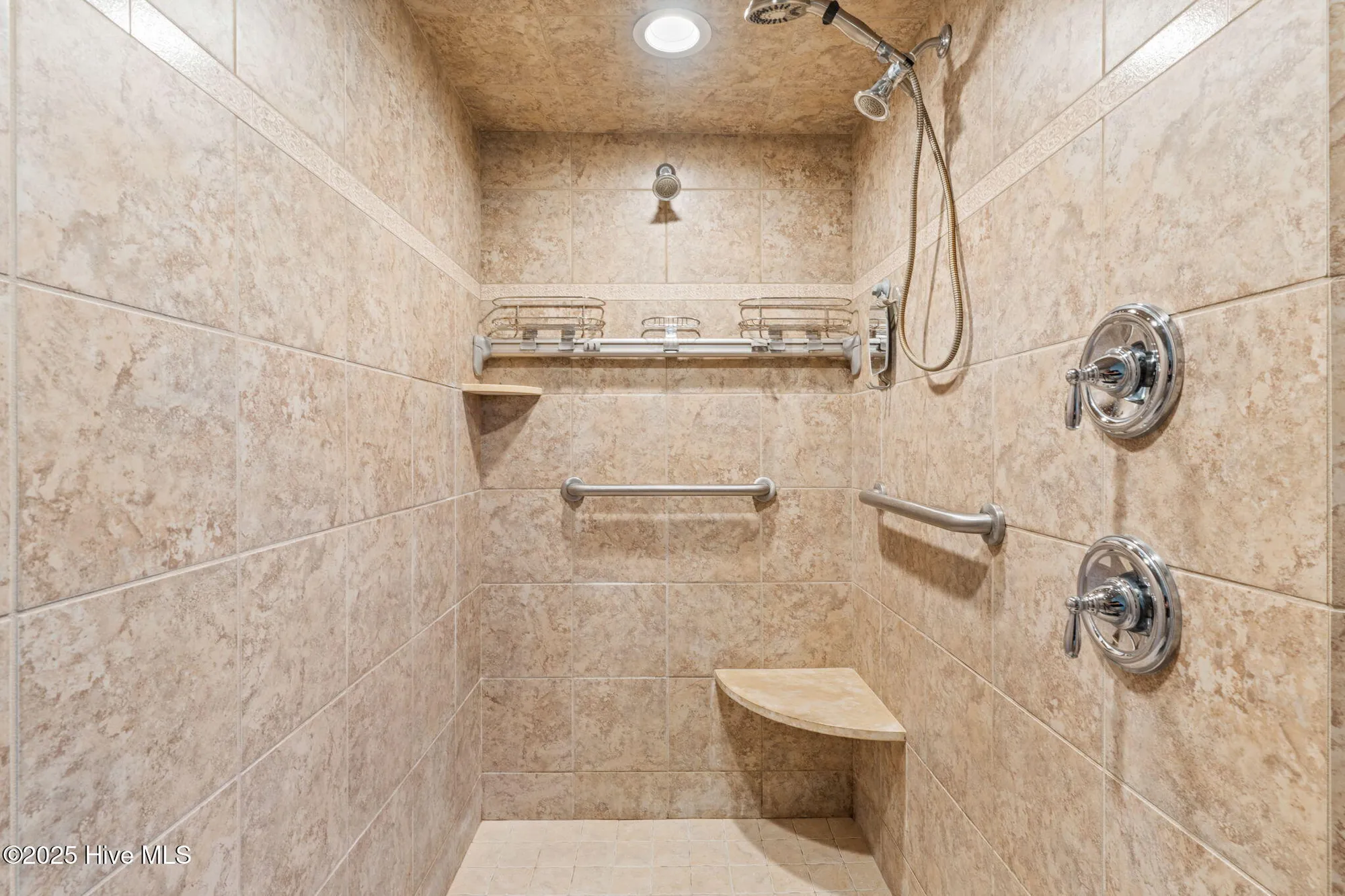 Property Slideshow image 16 of 37 | 2143 villamar dr, Leland, NC, 28451