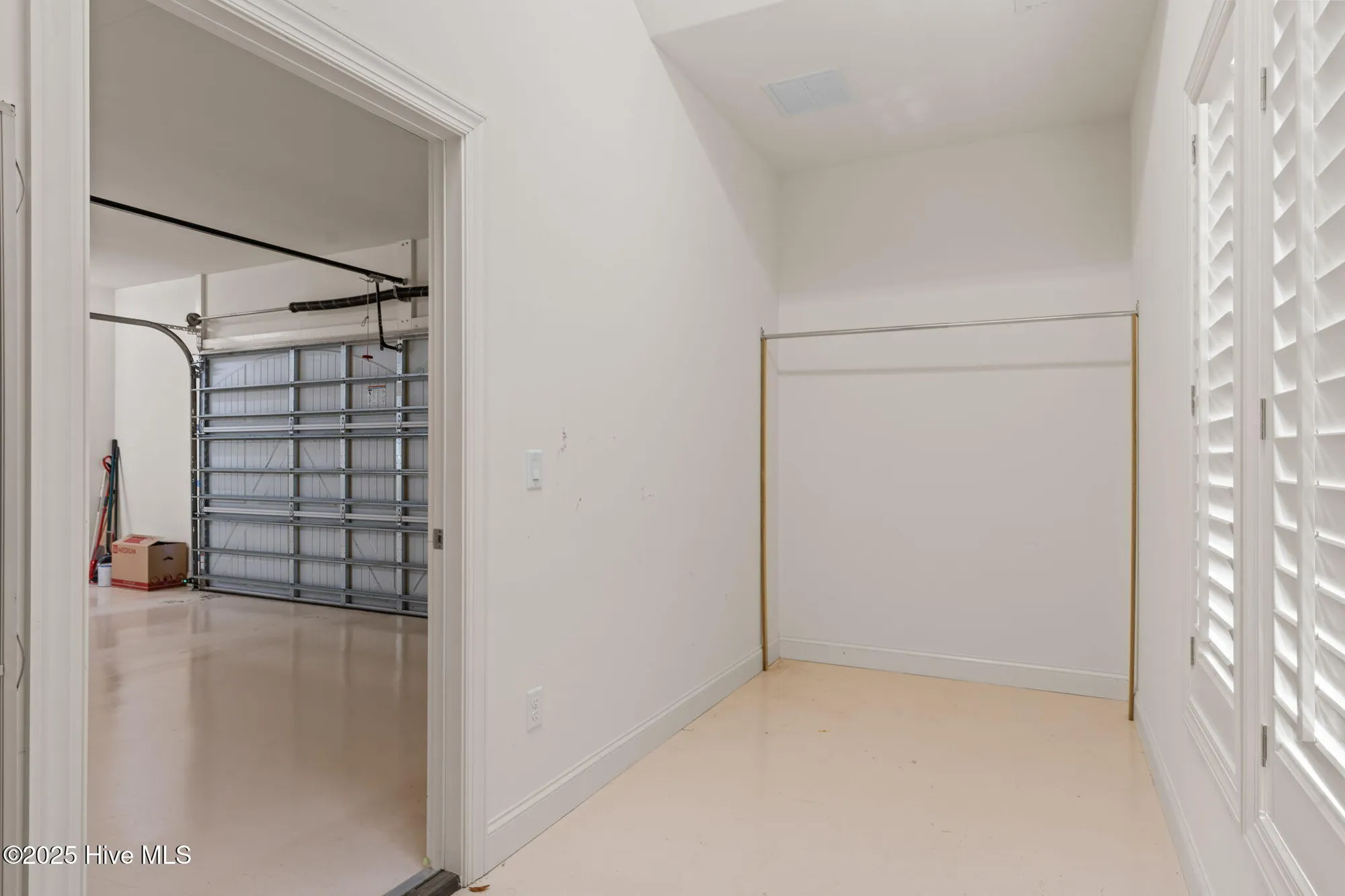 Property Slideshow image 26 of 37 | 2143 villamar dr, Leland, NC, 28451