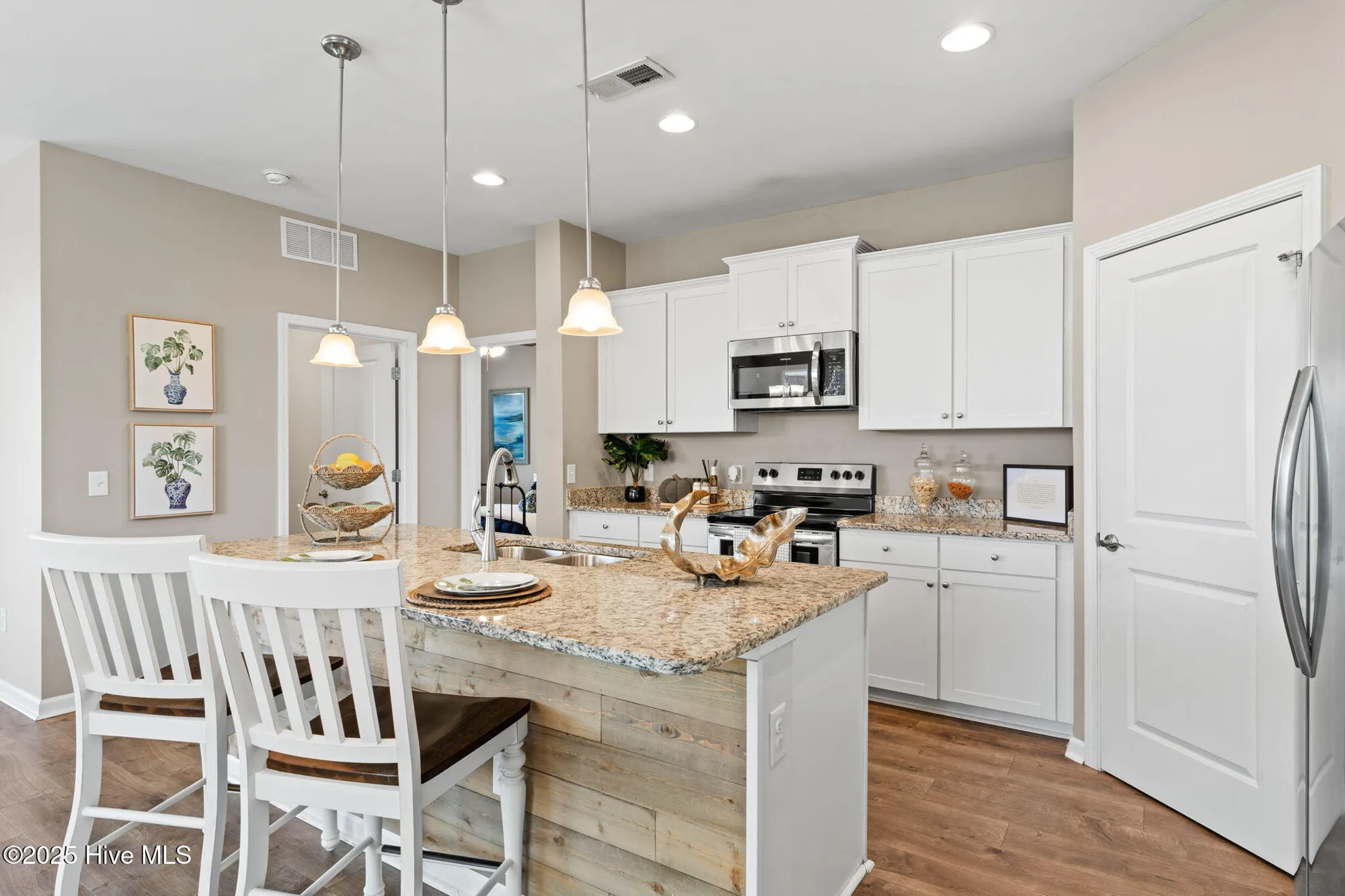 Property Slideshow image 13 of 65 | 1814 bards dr se, Bolivia, NC, 28422