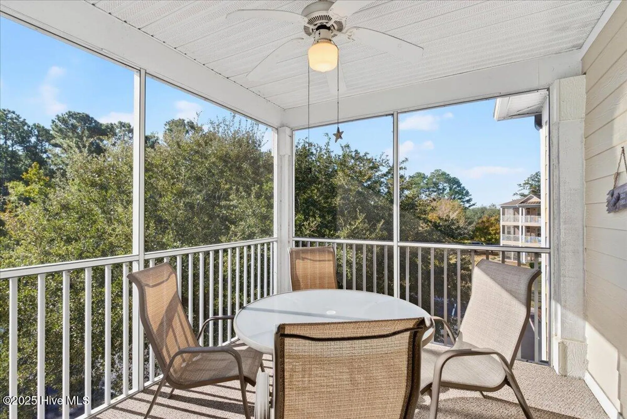 Property Slideshow image 17 of 65 | 221 woodlands way 23, Calabash, NC, 28467