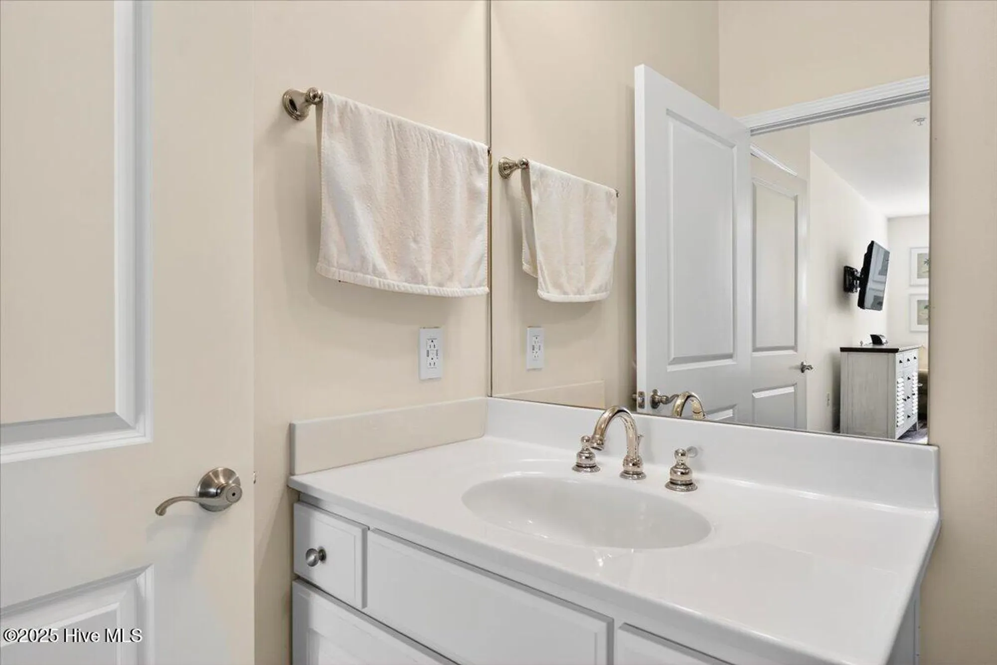Property Slideshow image 27 of 65 | 221 woodlands way 23, Calabash, NC, 28467