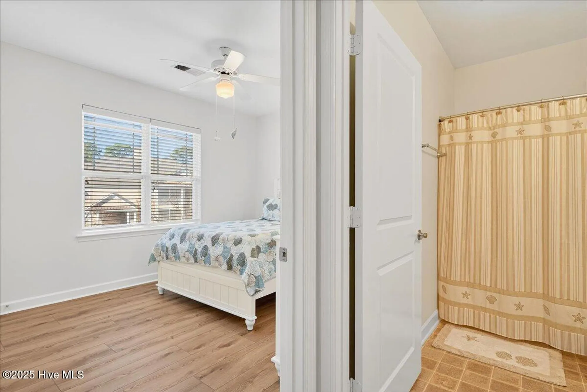 Property Slideshow image 28 of 65 | 221 woodlands way 23, Calabash, NC, 28467