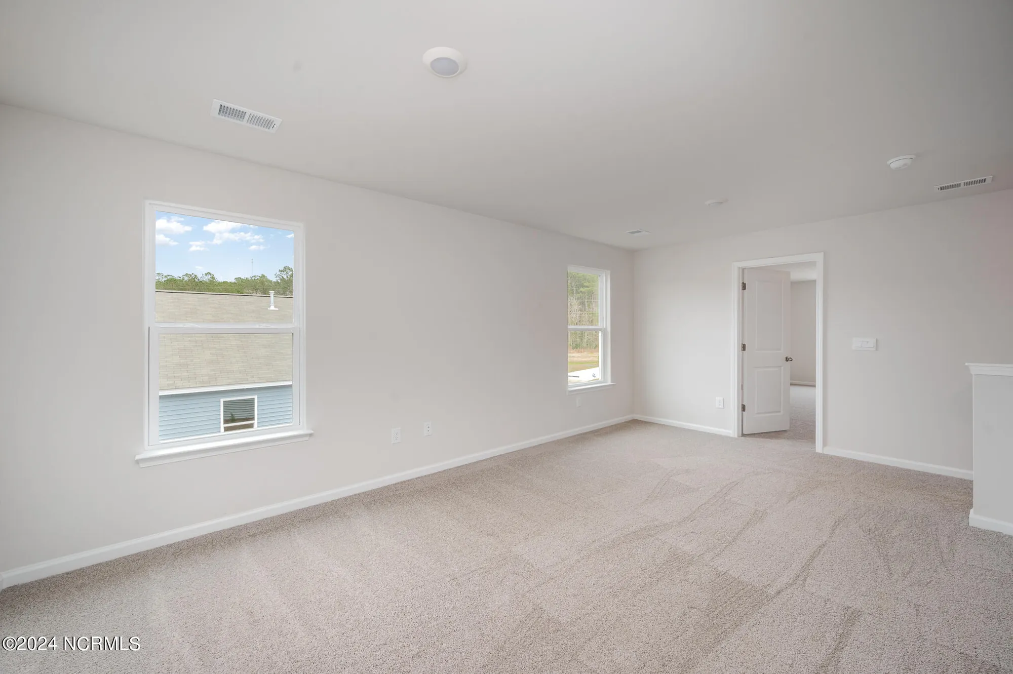 Property Slideshow image 17 of 40 | 3347 summer tanager ln 12, Leland, NC, 28451