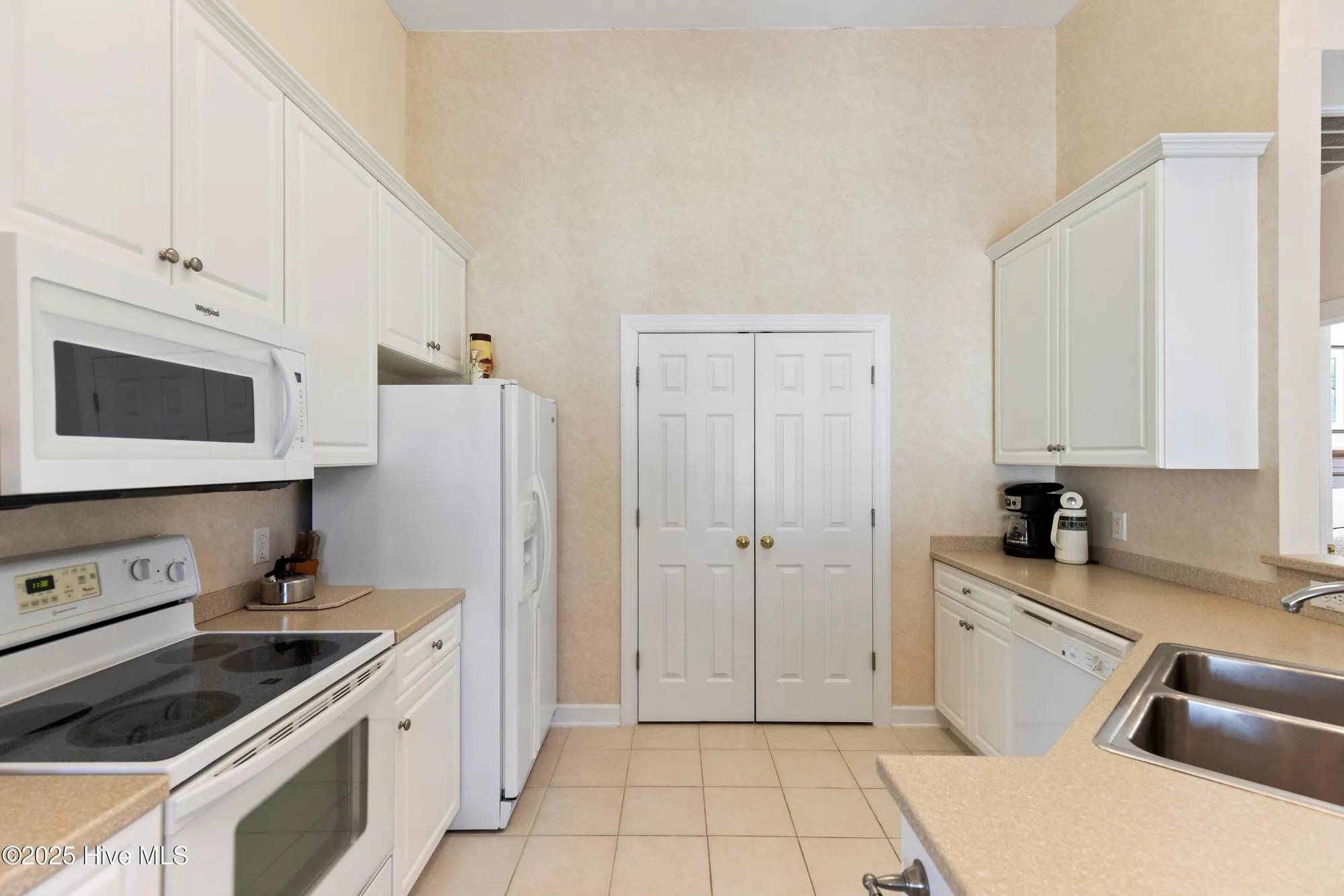 Property Slideshow image 20 of 51 | 107 crooked gulley cir apt 4, Sunset Beach, NC, 28468
