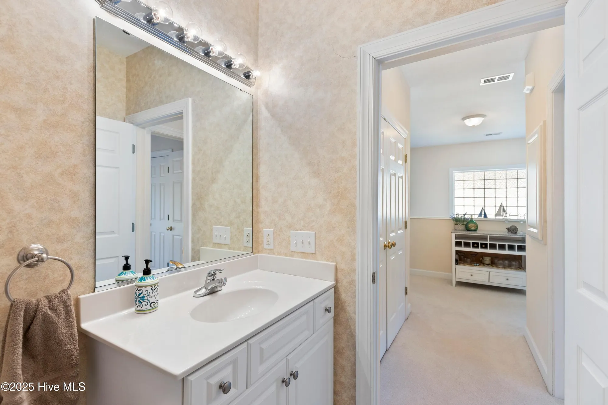 Property Slideshow image 36 of 51 | 107 crooked gulley cir apt 4, Sunset Beach, NC, 28468