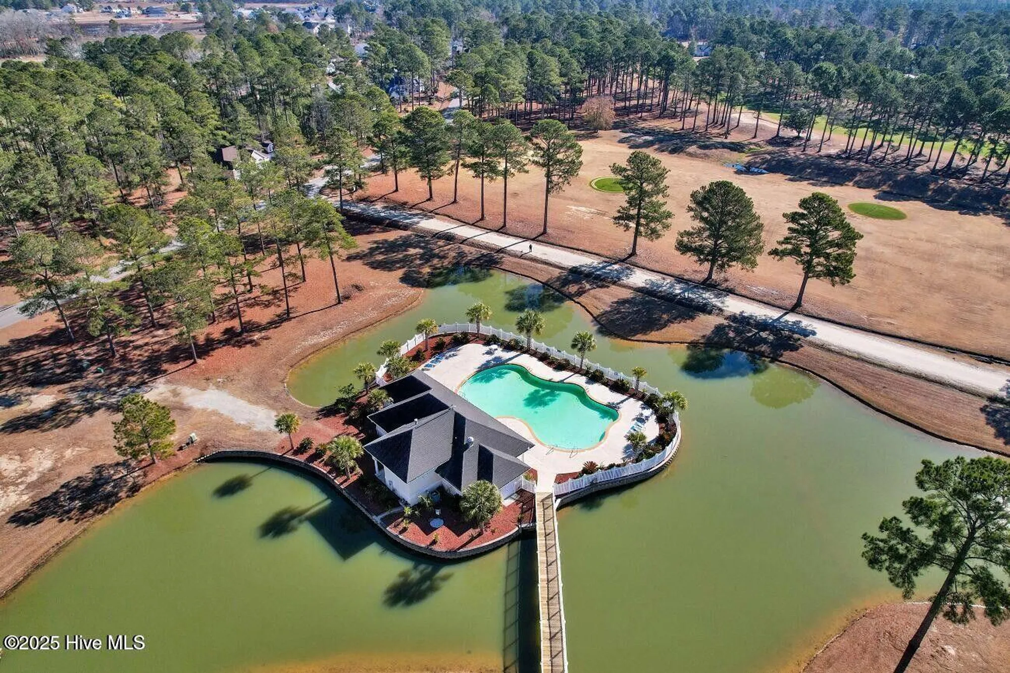Property Slideshow image 19 of 30 | 1215 n middleton dr 3002, Calabash, NC, 28467