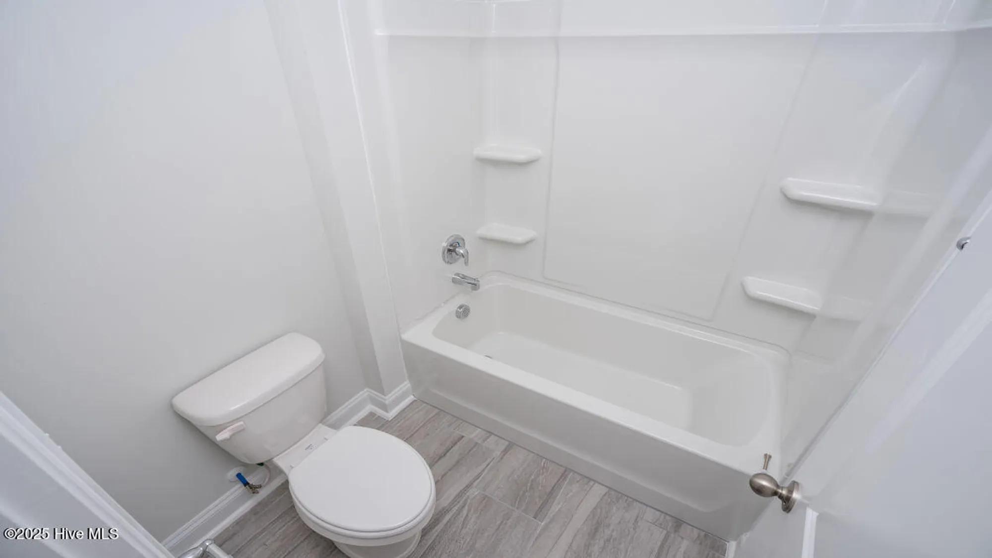 Property Slideshow image 23 of 36 | 9421 crowded gules dr 192, Leland, NC, 28451