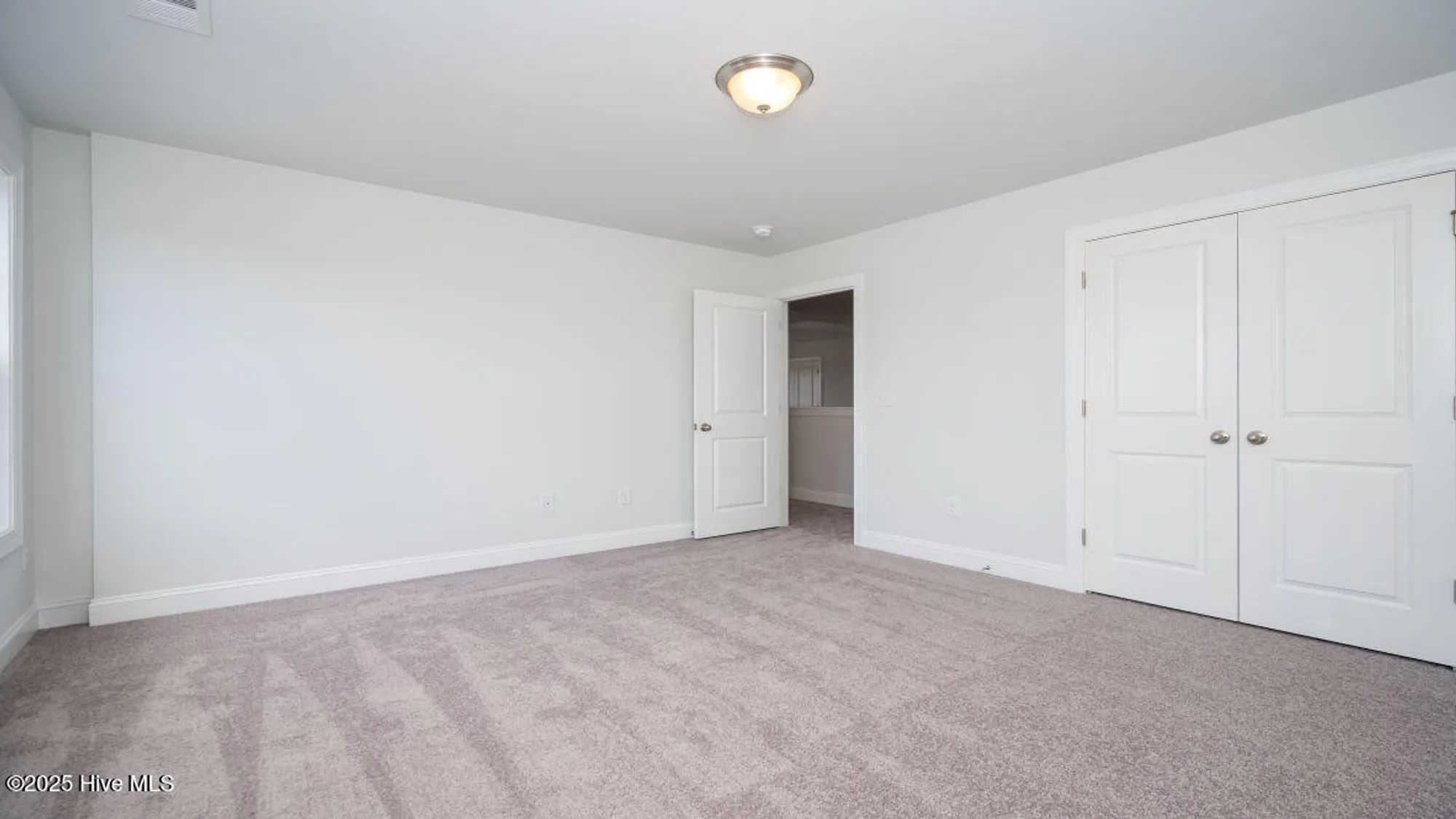 Property Slideshow image 26 of 36 | 9421 crowded gules dr 192, Leland, NC, 28451