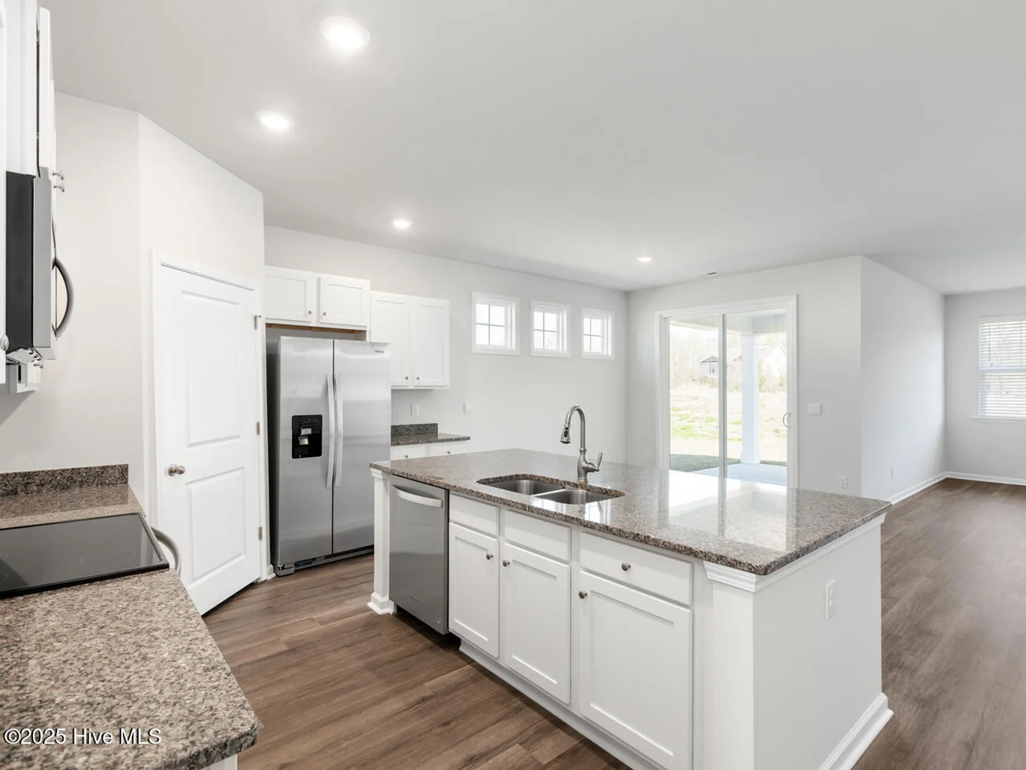 Property Slideshow image 4 of 45 | 9442 crowded gules dr 220, Leland, NC, 28451