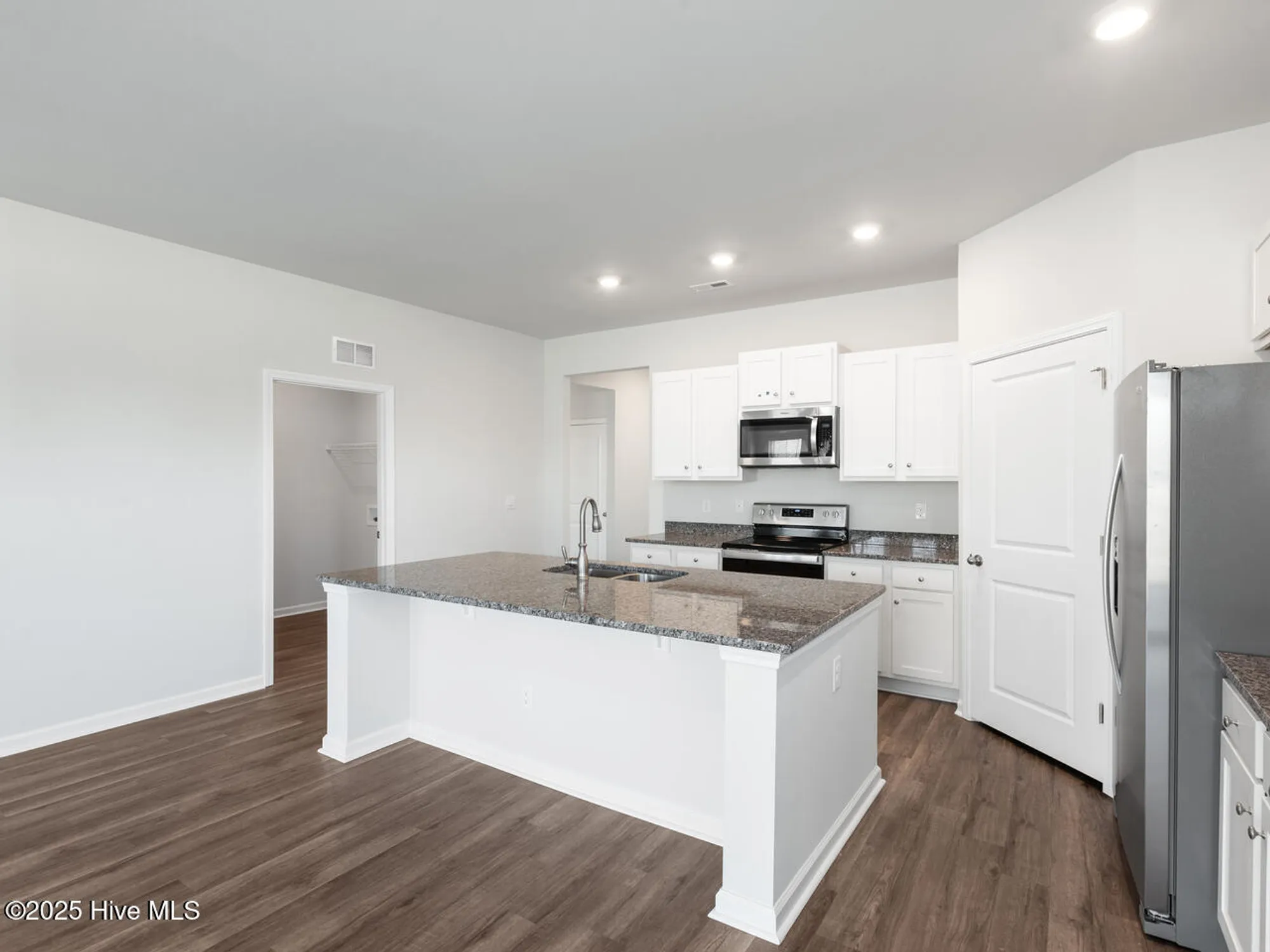 Property Slideshow image 7 of 45 | 9442 crowded gules dr 220, Leland, NC, 28451