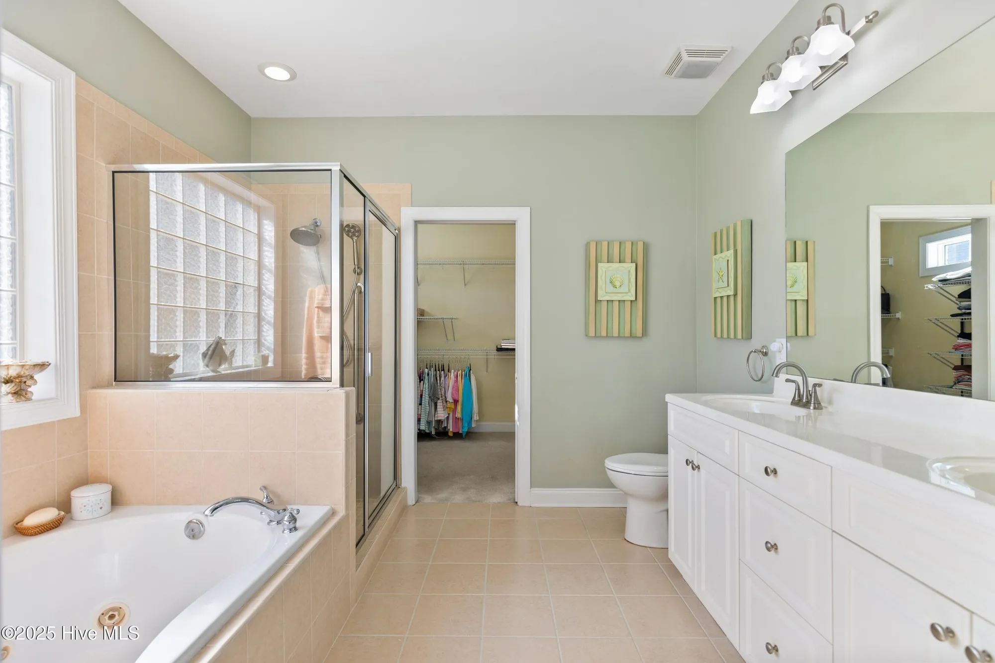 Property Slideshow image 29 of 140 | 1449 turning leaf ln, Bolivia, NC, 28422