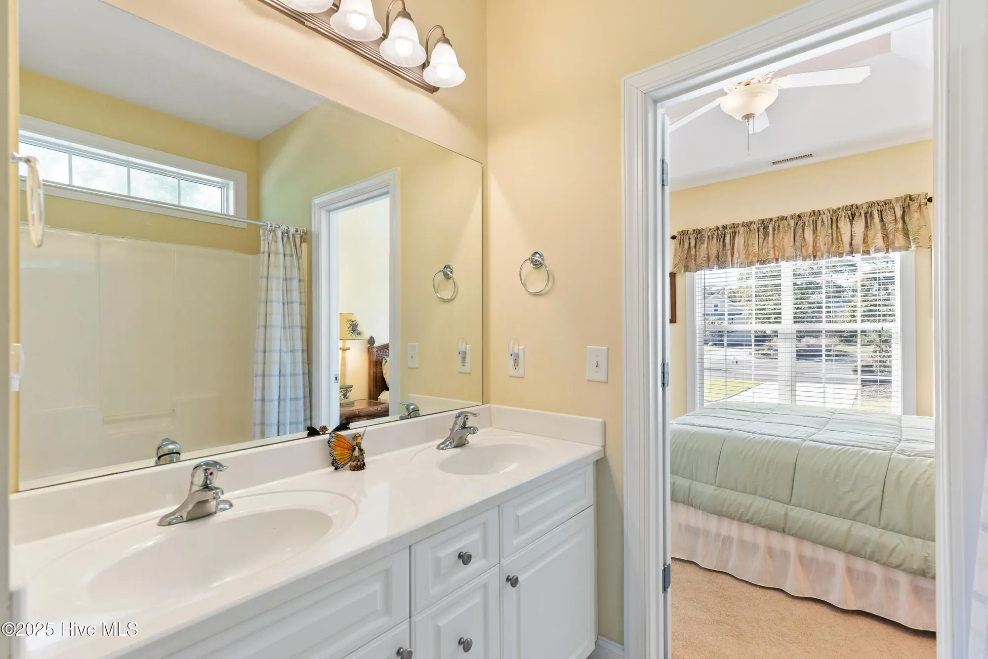 Property Slideshow image 39 of 140 | 1449 turning leaf ln, Bolivia, NC, 28422