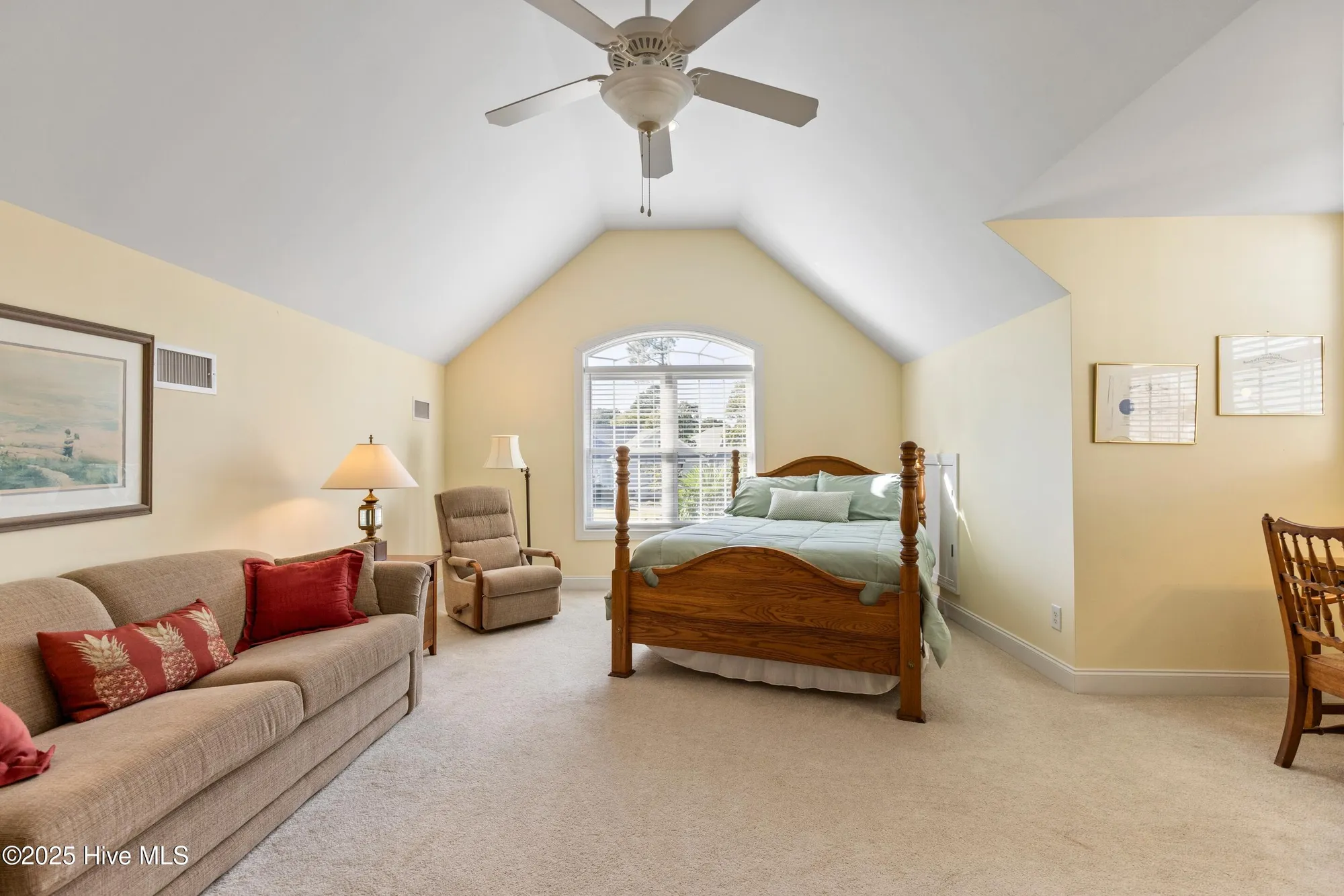 Property Slideshow image 46 of 140 | 1449 turning leaf ln, Bolivia, NC, 28422