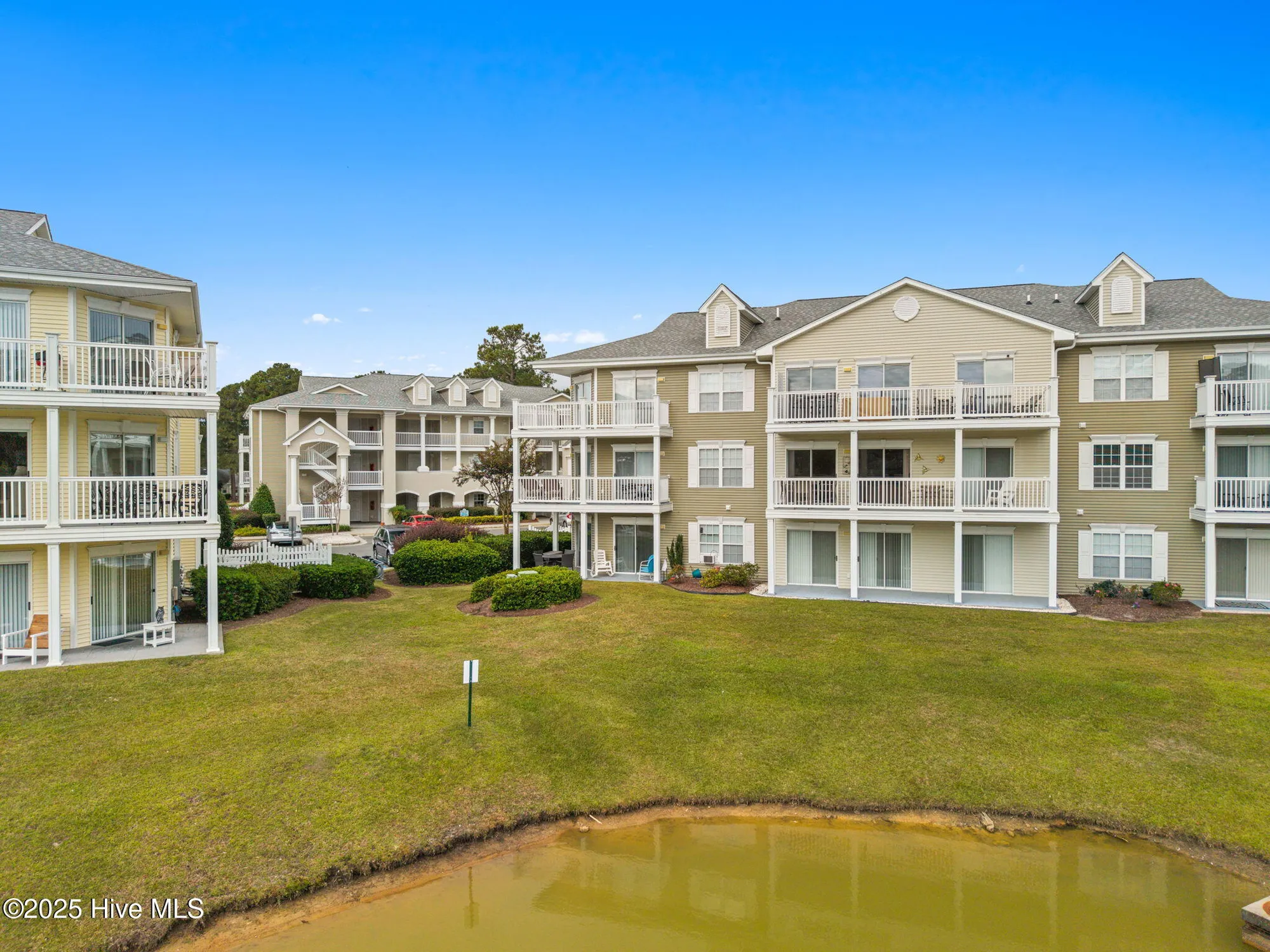 Property Slideshow image 11 of 67 | 1215 n middleton dr 2203, Calabash, NC, 28467
