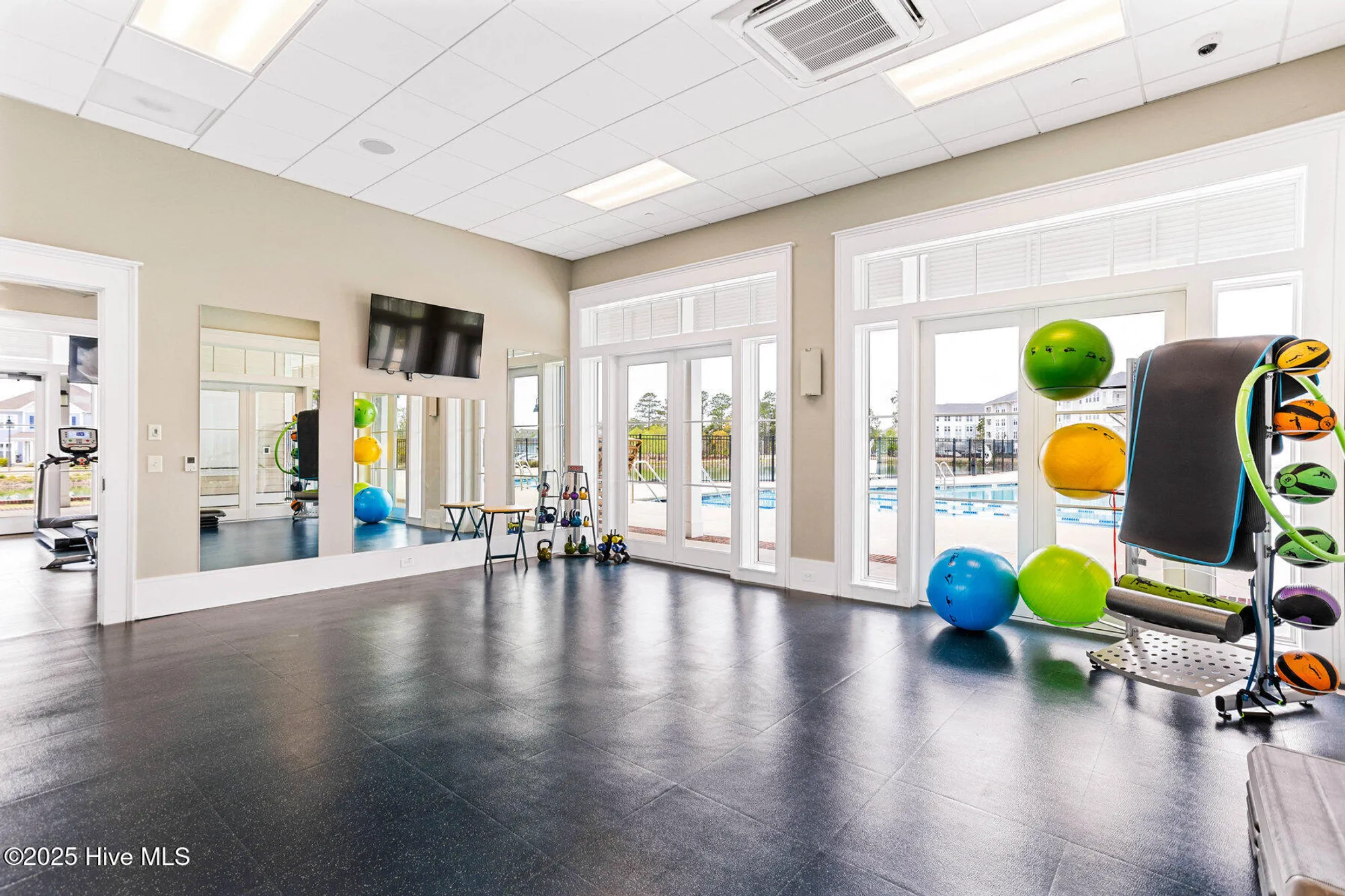 Property Slideshow image 62 of 93 | 4751 waves pointe, Wilmington, NC, 28412