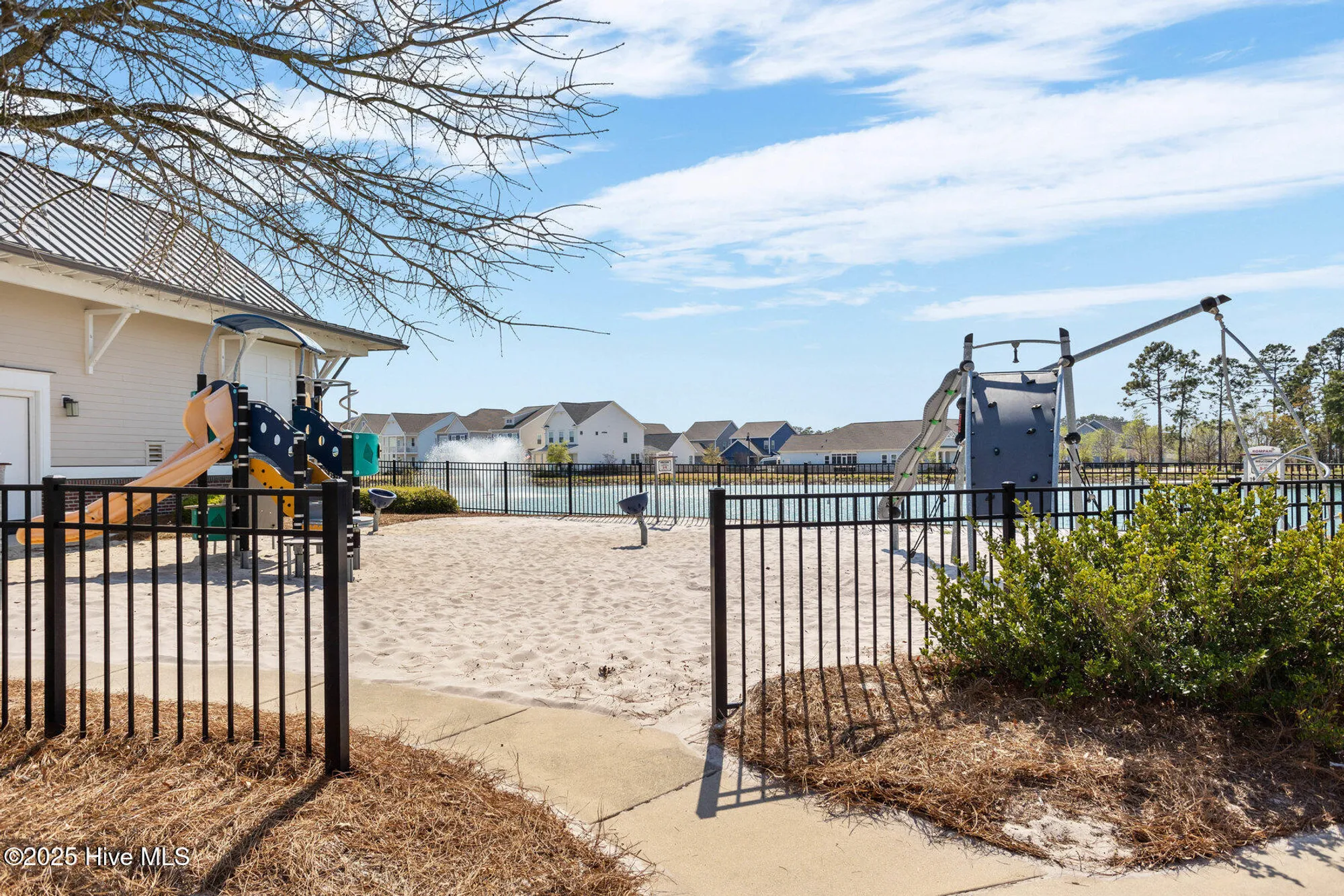 Property Slideshow image 67 of 93 | 4751 waves pointe, Wilmington, NC, 28412