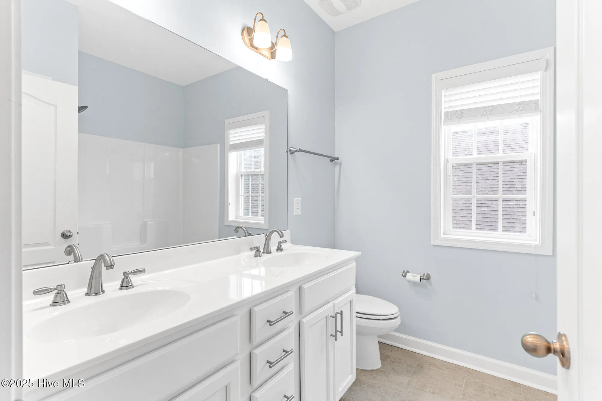 Property Slideshow image 39 of 93 | 4751 waves pointe, Wilmington, NC, 28412