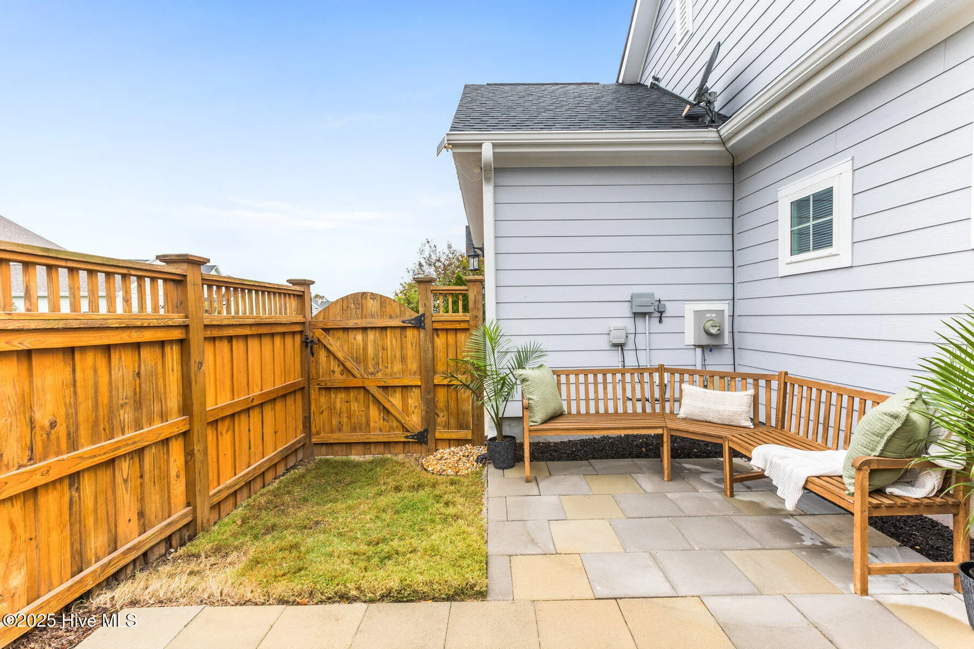 Property Slideshow image 42 of 93 | 4751 waves pointe, Wilmington, NC, 28412