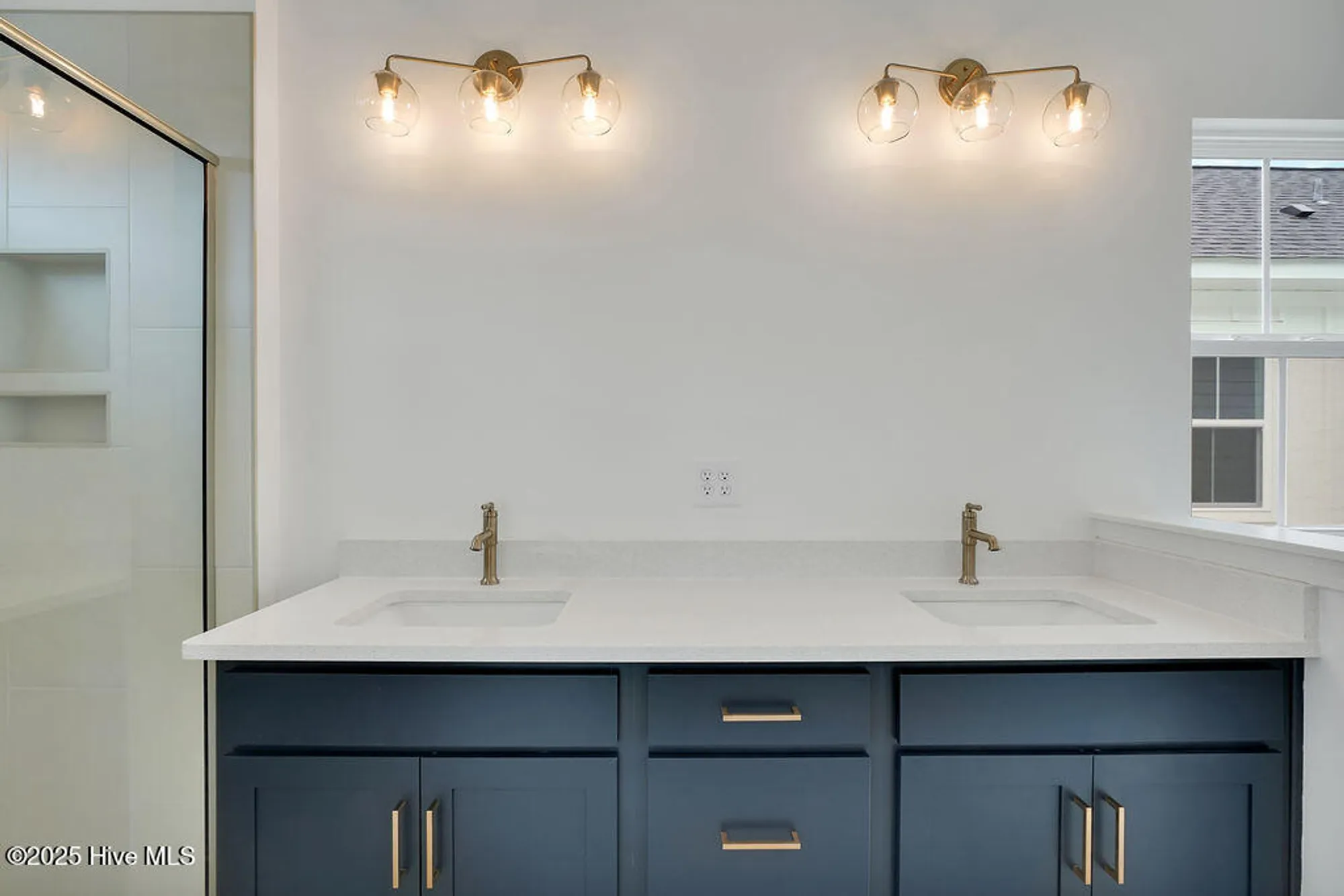 Property Slideshow image 17 of 29 | 409 starship run, Wilmington, NC, 28412