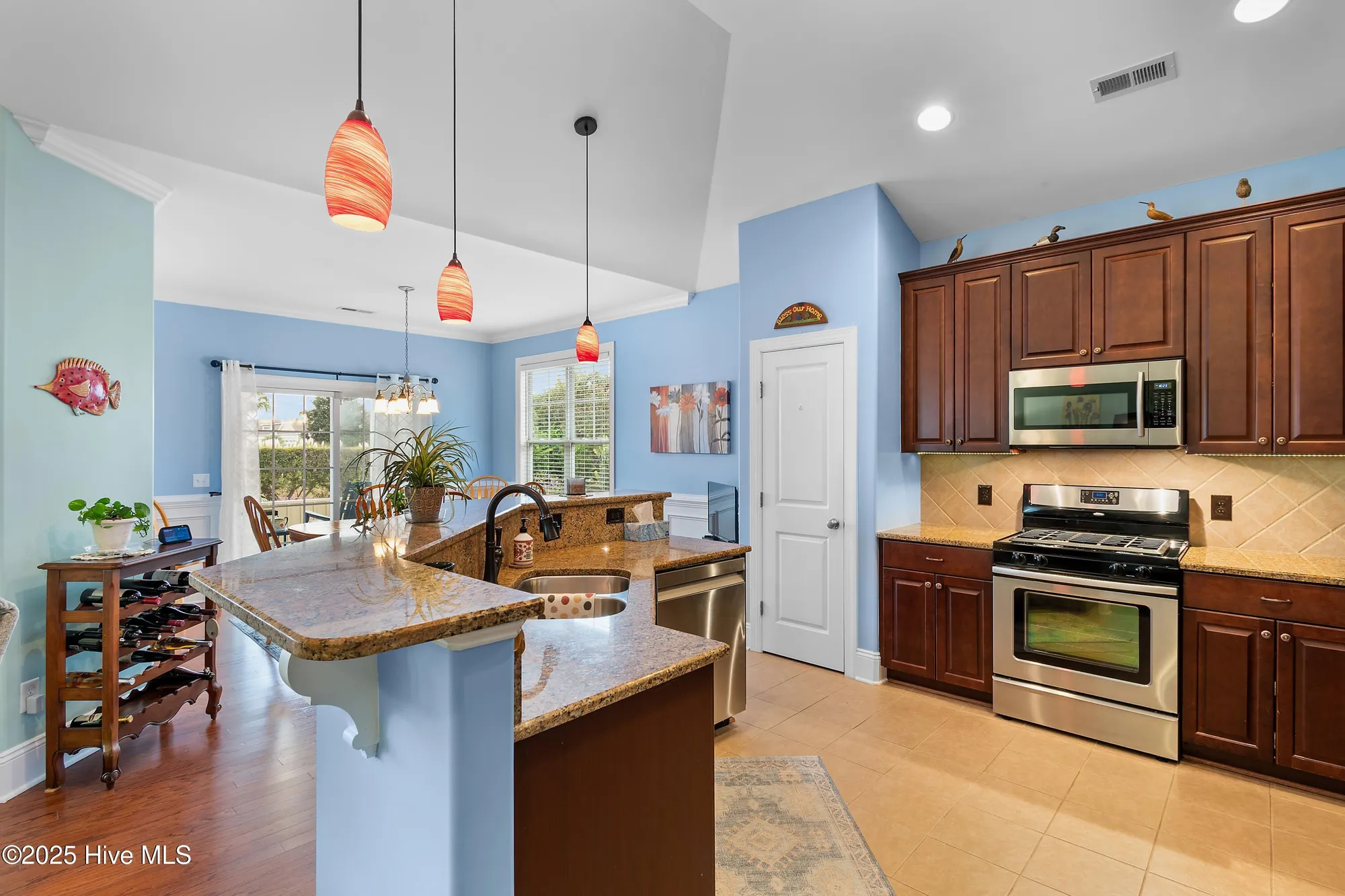 Property Slideshow image 8 of 41 | 1263 frisking ln, Ocean Isle Beach, NC, 28469