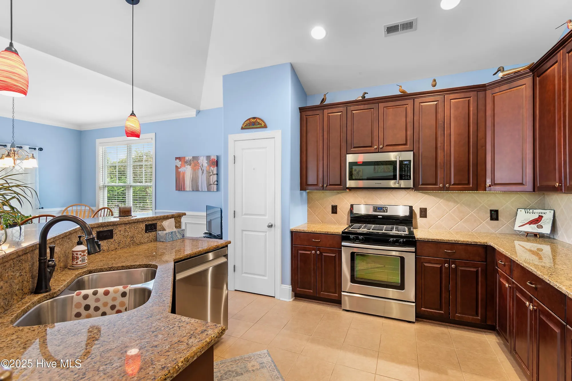 Property Slideshow image 7 of 41 | 1263 frisking ln, Ocean Isle Beach, NC, 28469