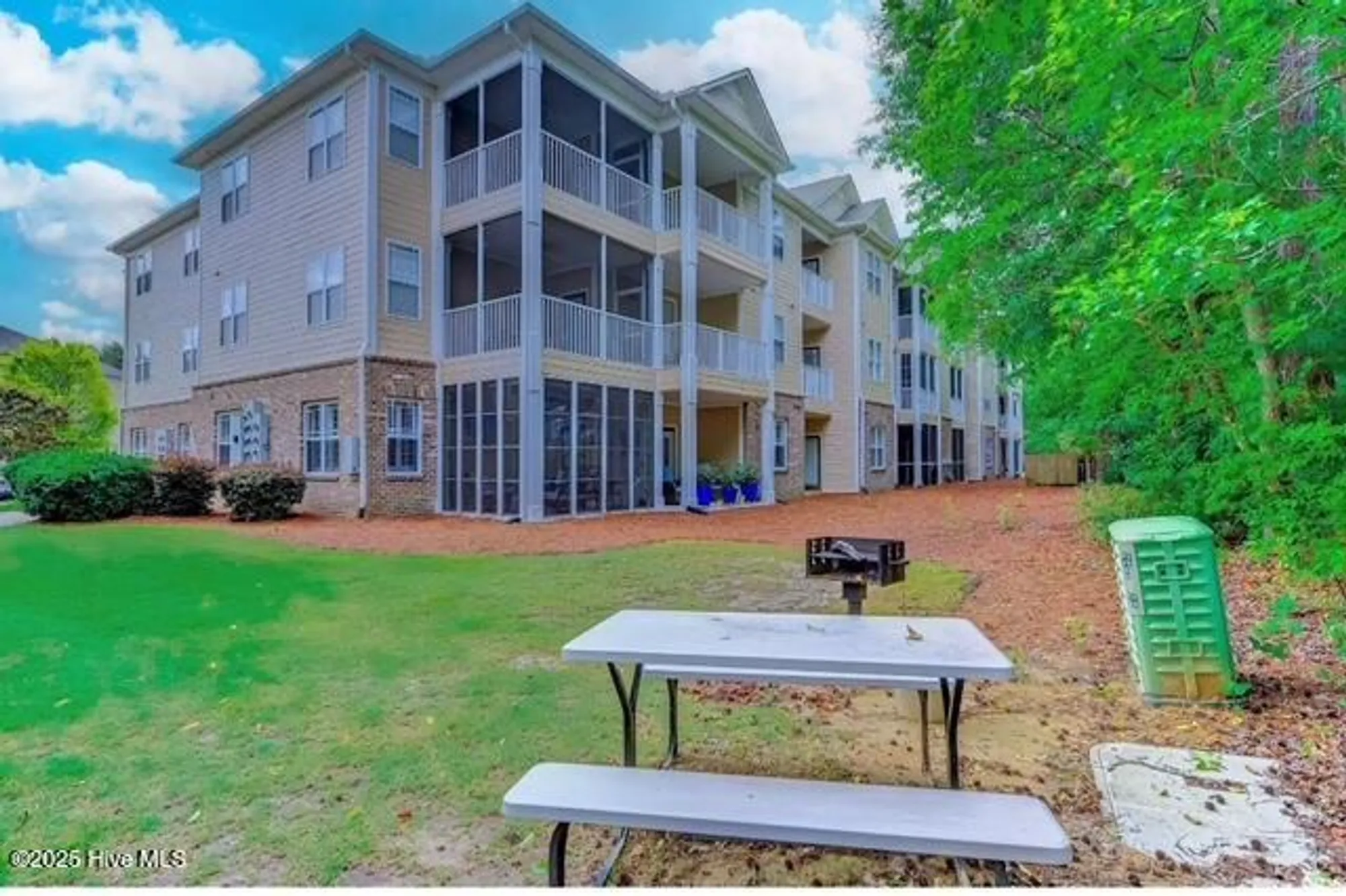 Property Slideshow image 29 of 31 | 290 woodlands way 10, Calabash, NC, 28467