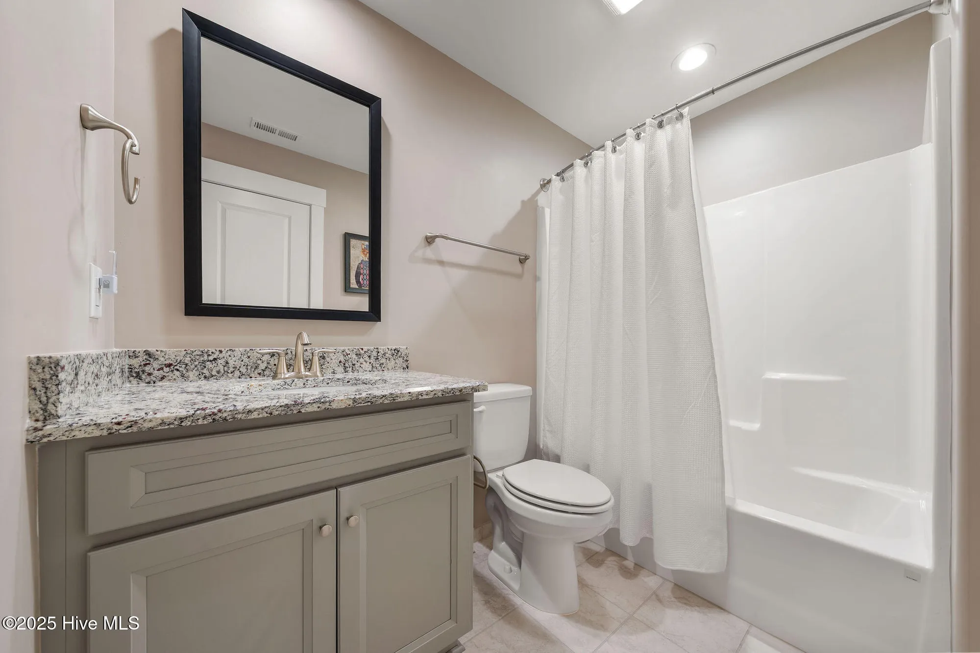 Property Slideshow image 47 of 115 | 515 edgerton dr, Wilmington, NC, 28412